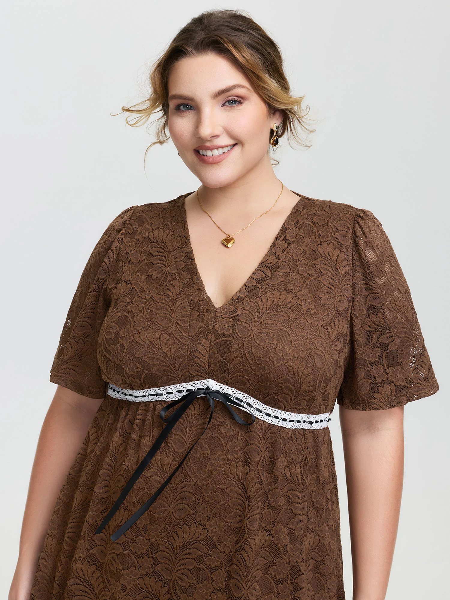 Lace Ruffled Sleeve Waist-Tie Knee-Length Dress - Image 2