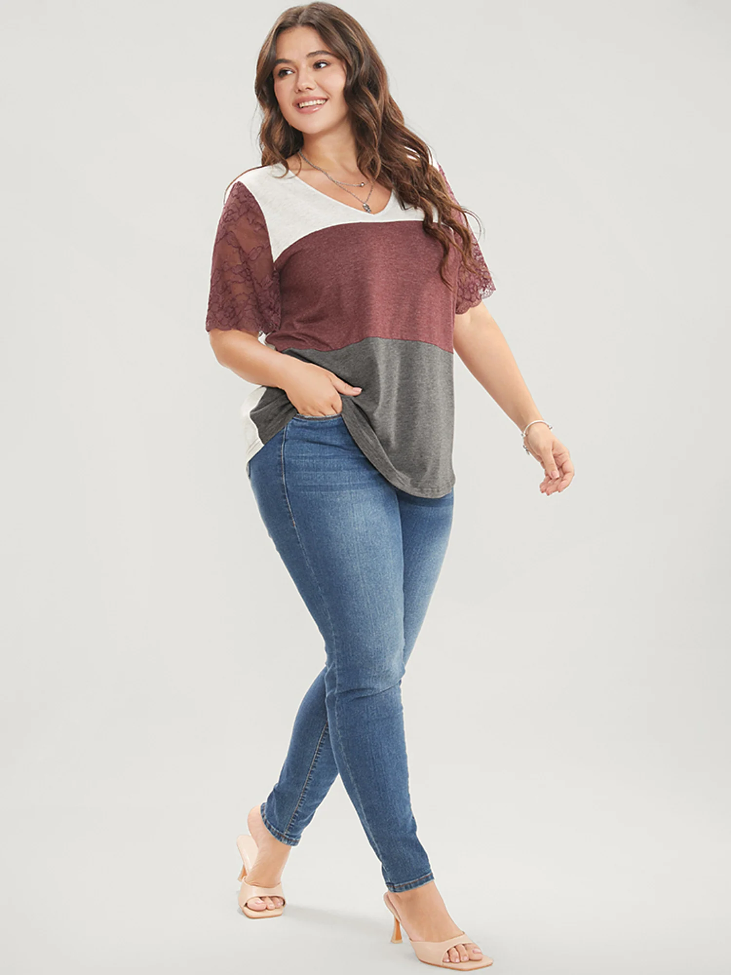 Lace Sheer Sleeve Color Contrast T-Shirt - Image 3