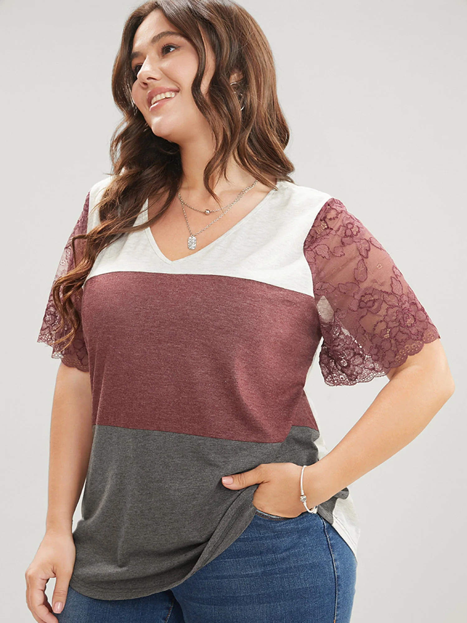Lace Sheer Sleeve Color Contrast T-Shirt - Image 6