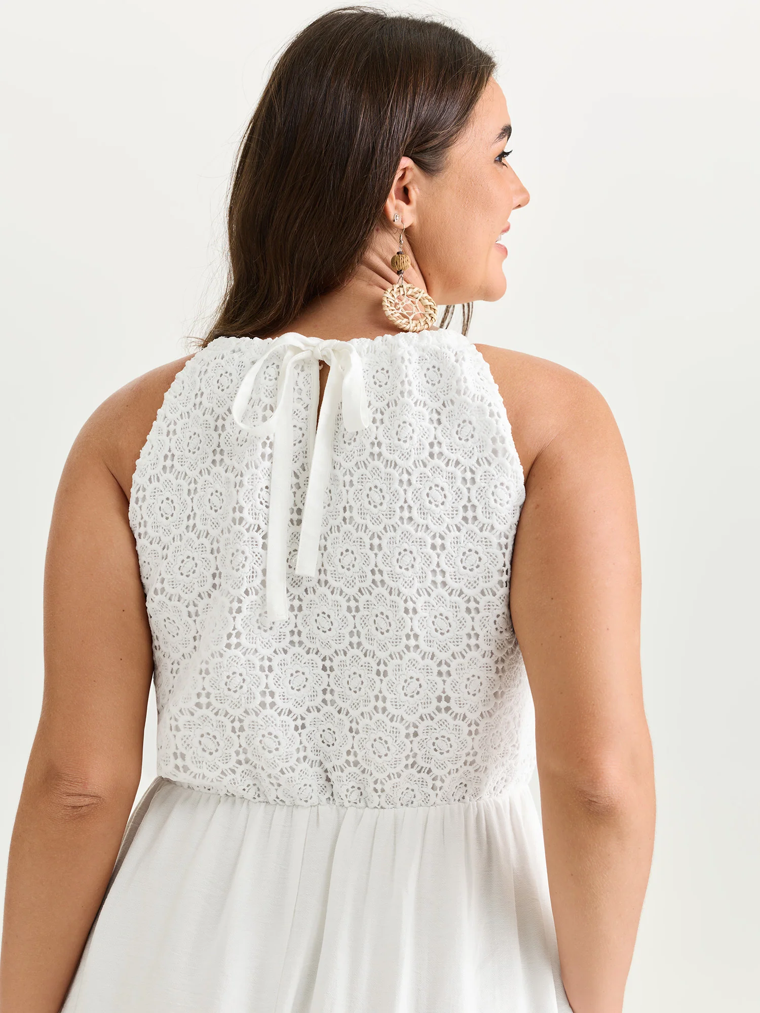 Lace Textured Halter Neckline Maxi Dress - Image 3