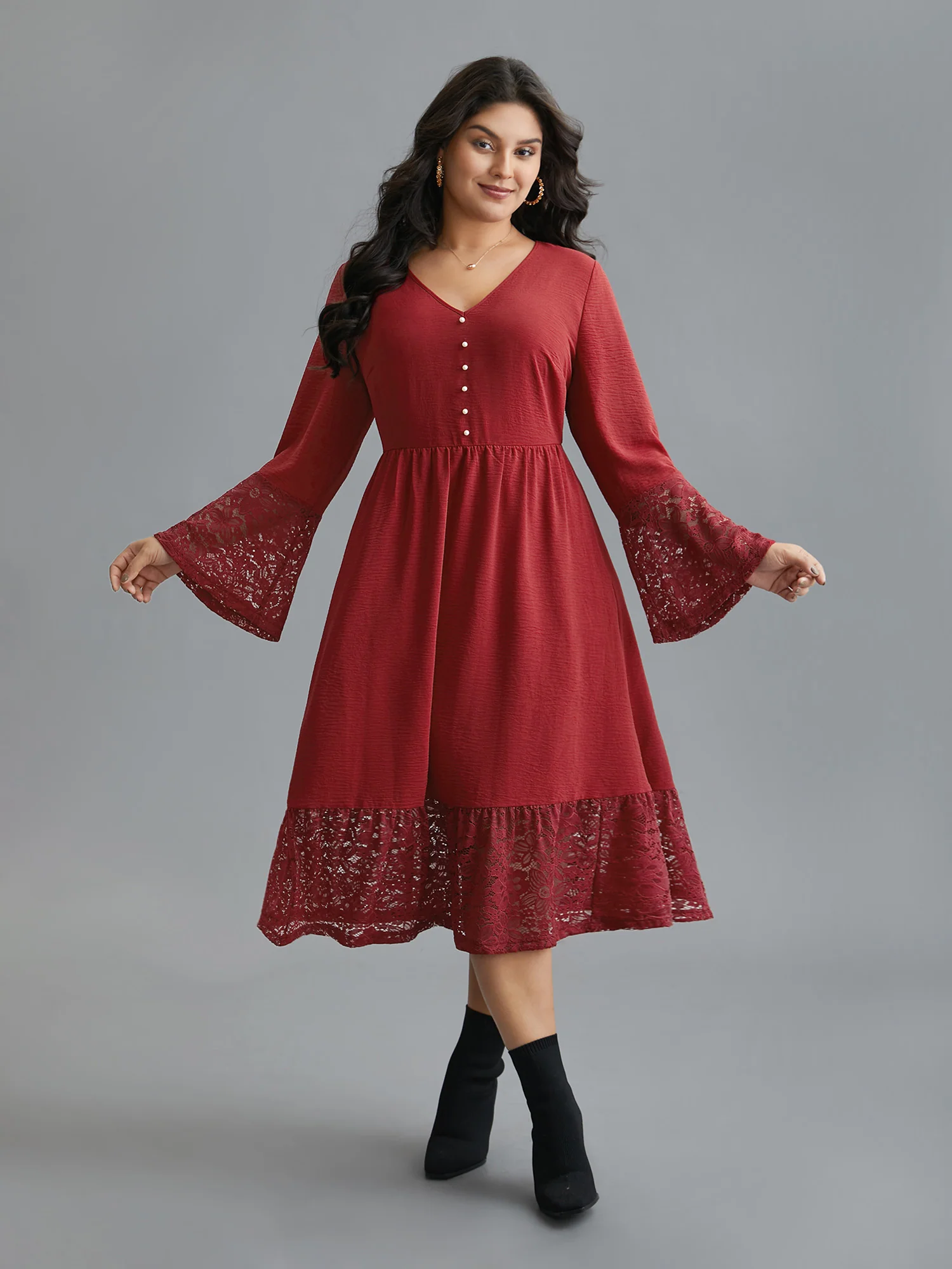 Lace Tiered Skirt Elastic Waist V-Neck Dress - Image 2