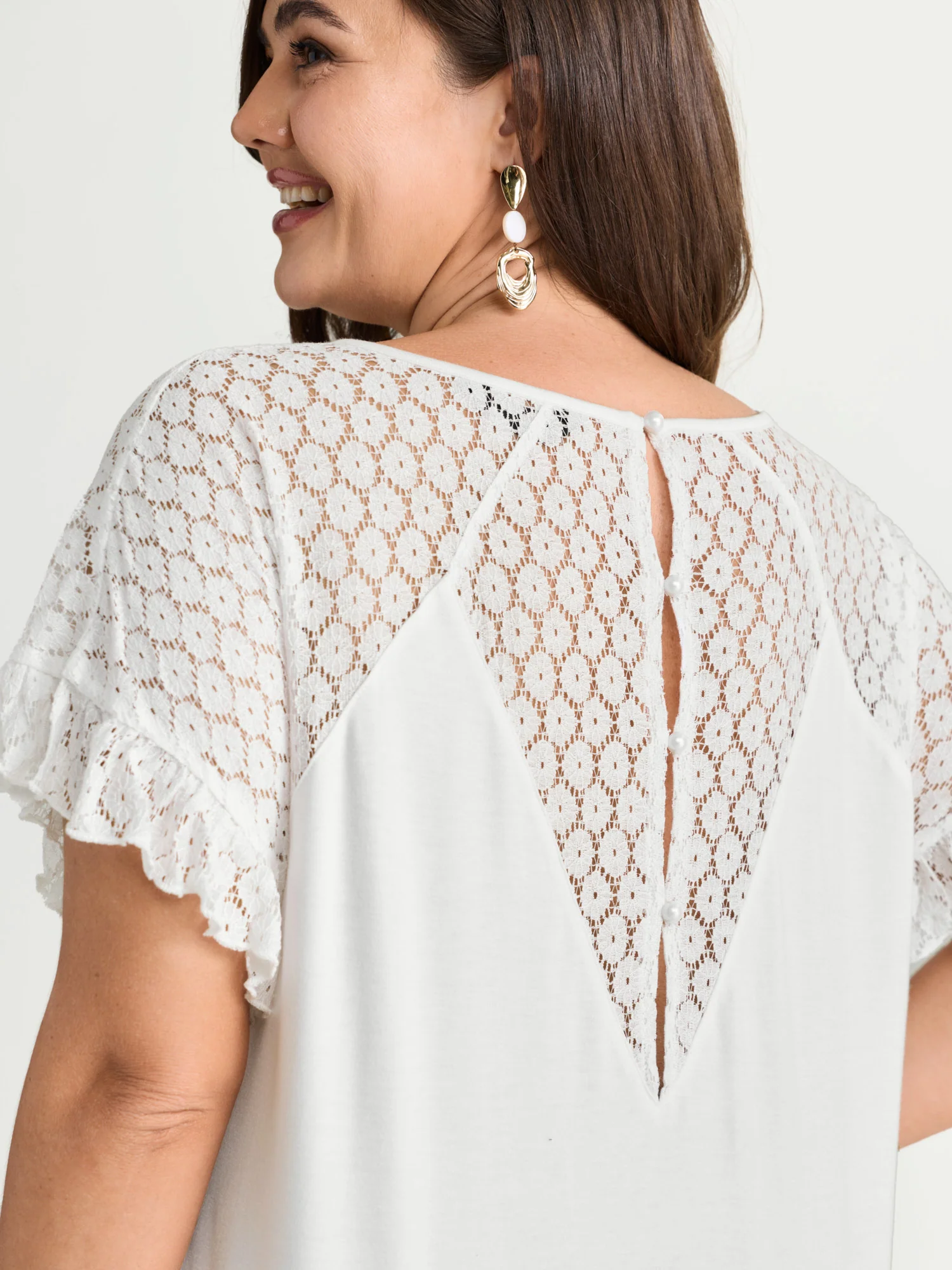 Lace Trim Back Detail V-Neck T-Shirt - Image 5