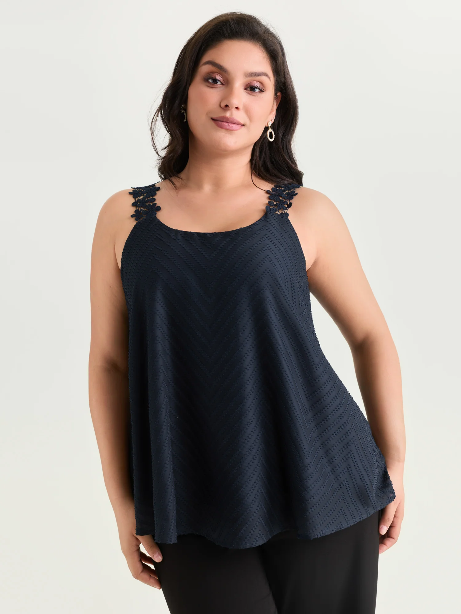 Lace Trim Flowy Tank Top - Image 16