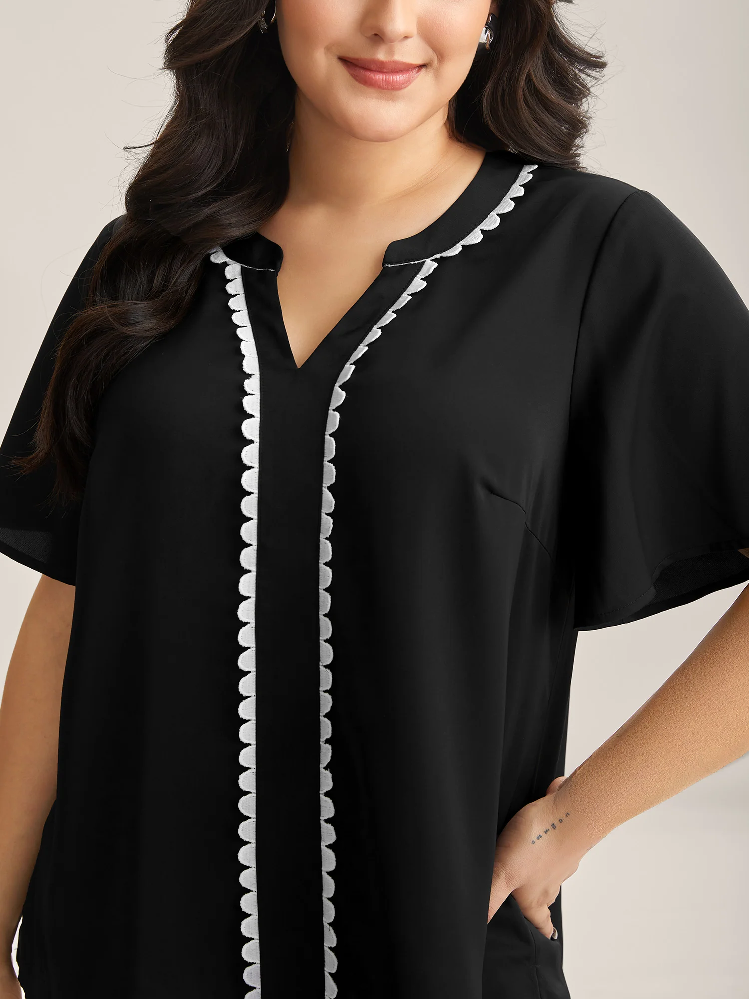 Lace Trim Notched Collar Solid Blouse - Image 2