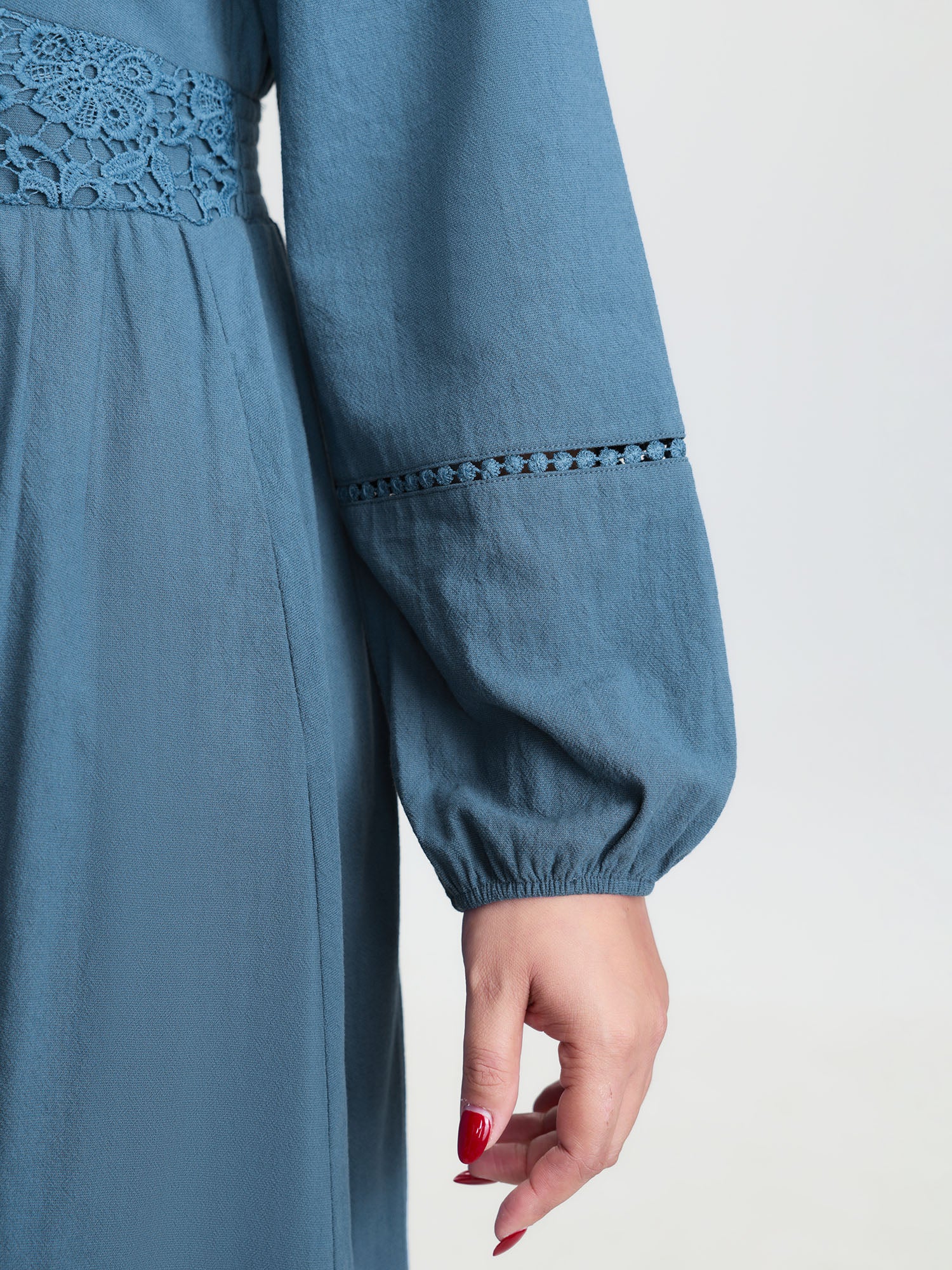 Lace Trim Shirred Pocket Maxi Dress - Image 5