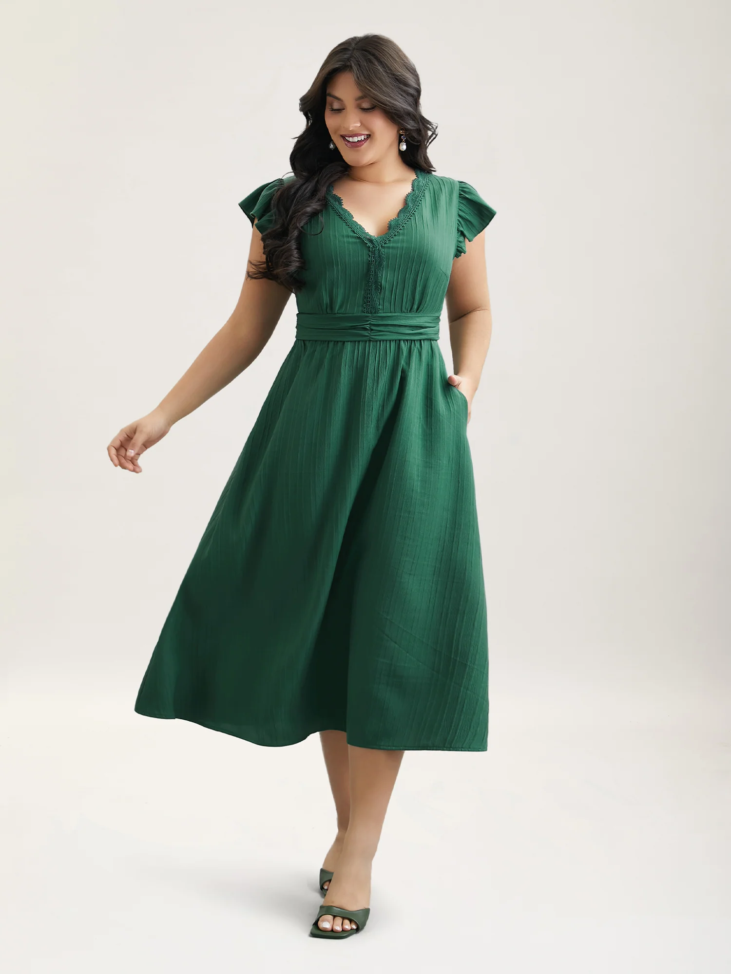Lace Trim Stitch Textured Waist-Defined Midi Dress - Image 3