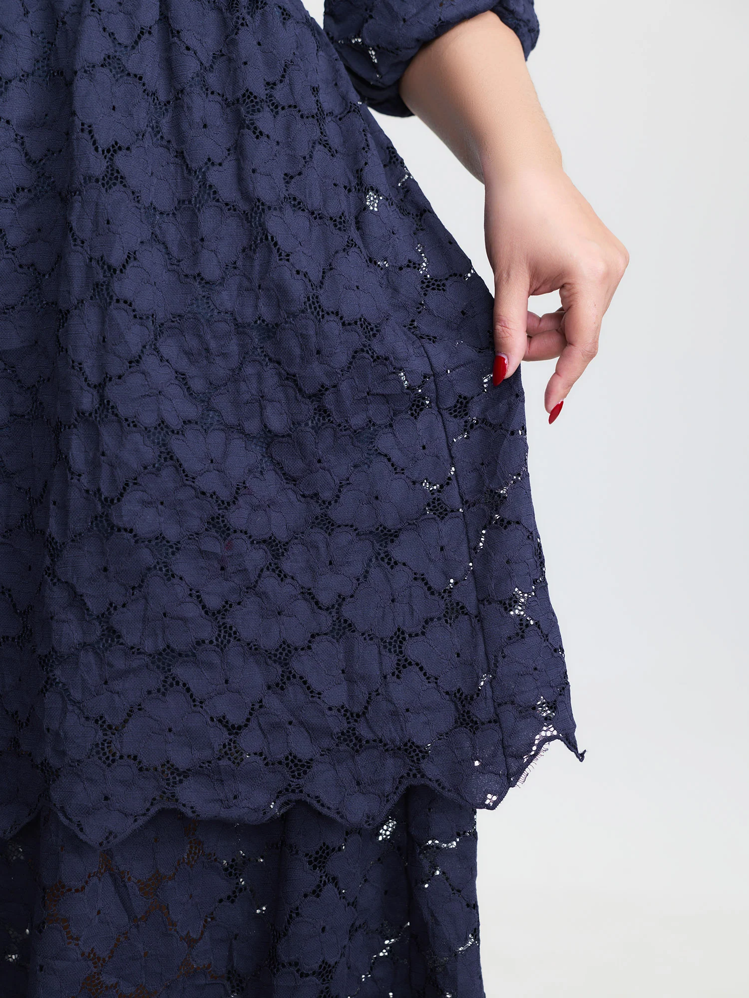 Lace Trim Stretchy Waist Tiered Midi Dress - Image 4