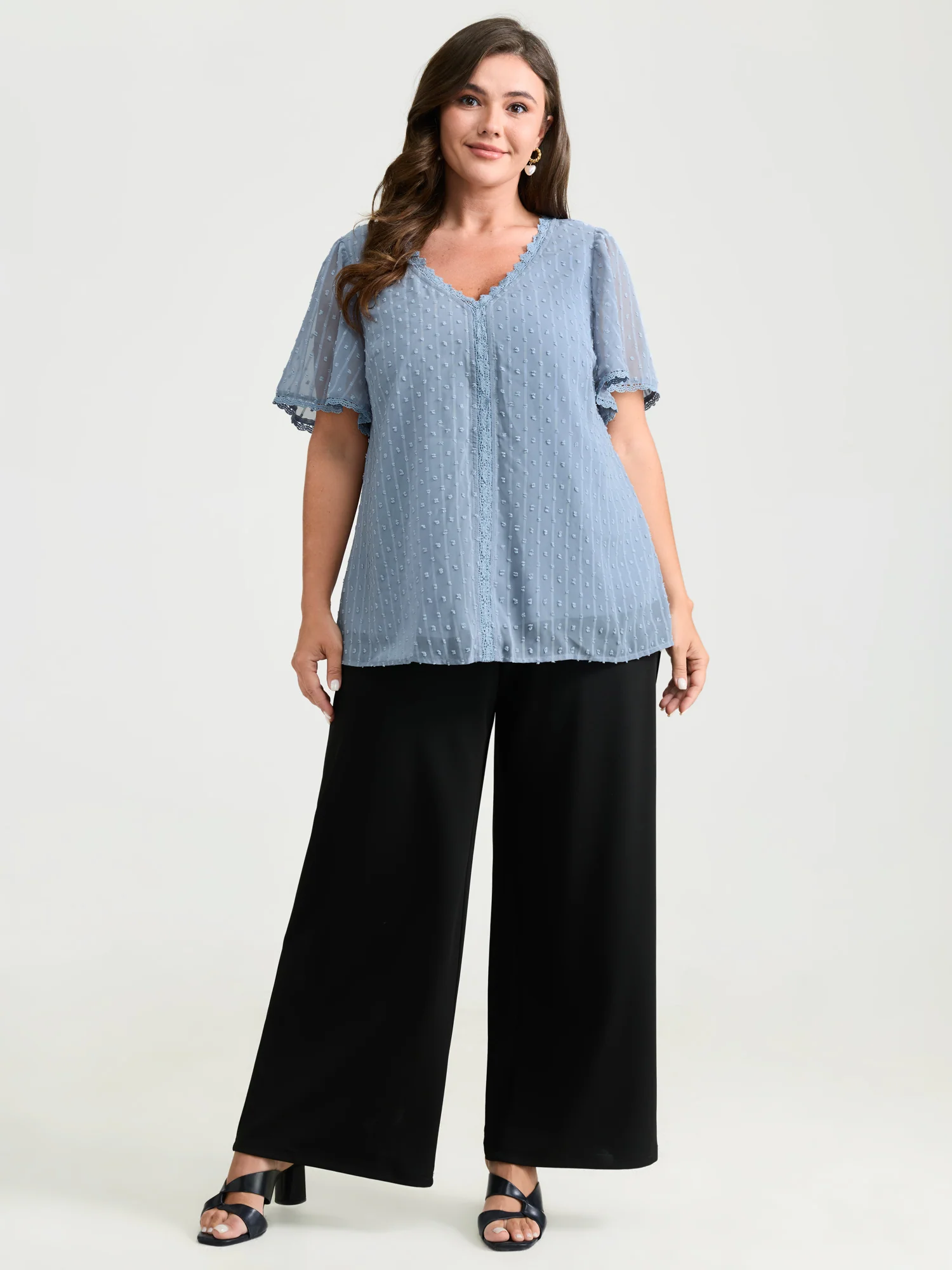Lace Trim Textured V-Neck Blouse - Image 3