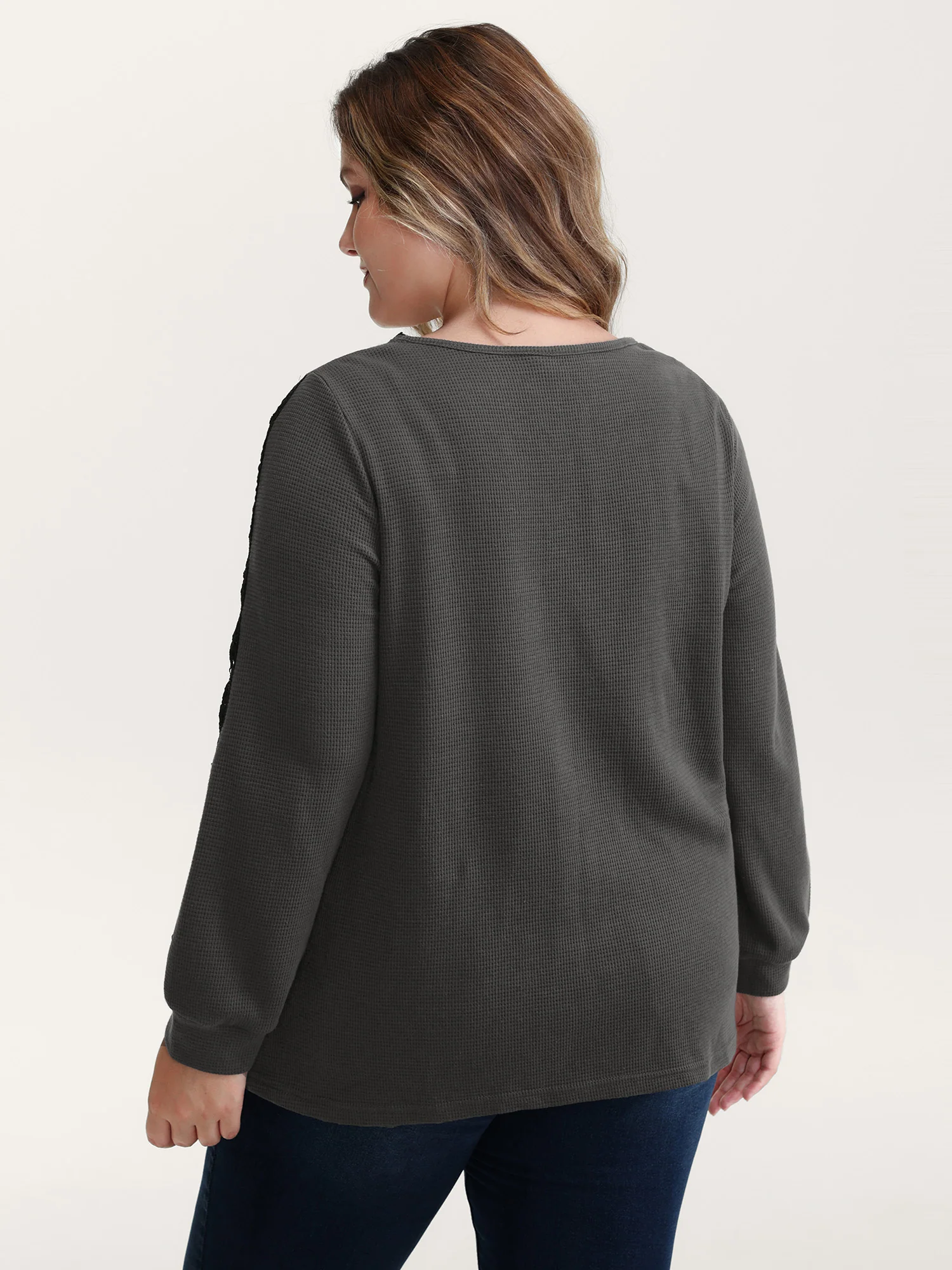 Lace Trim Textured V-Neck T-Shirt - Image 4