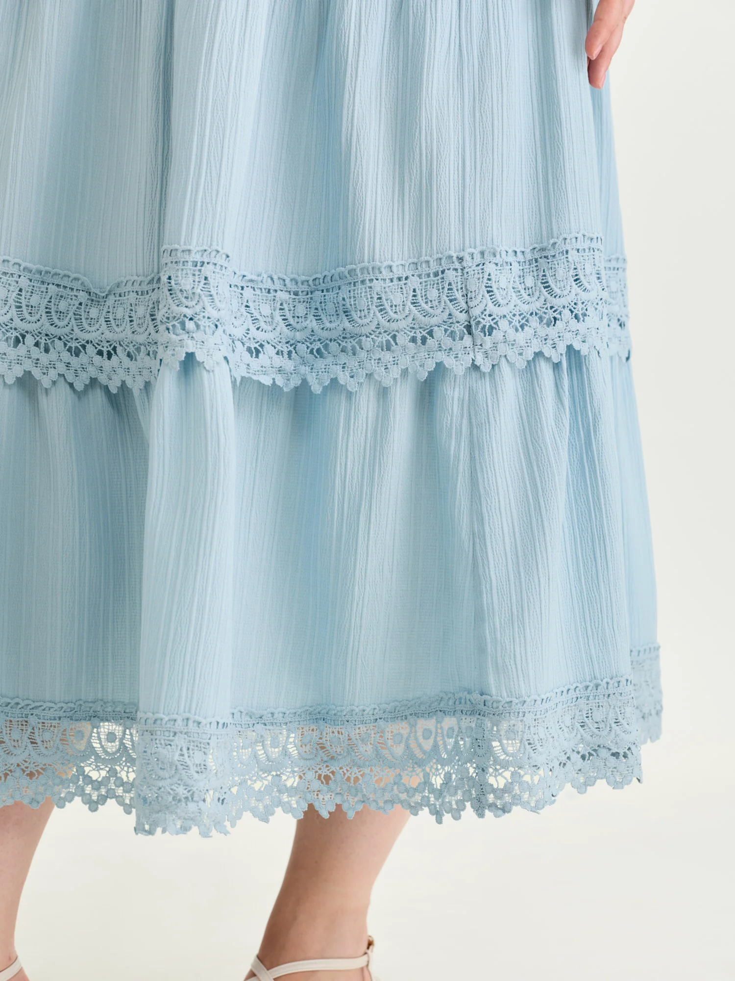 Lace Trim Tiered Plain Maxi Skirt - Image 5