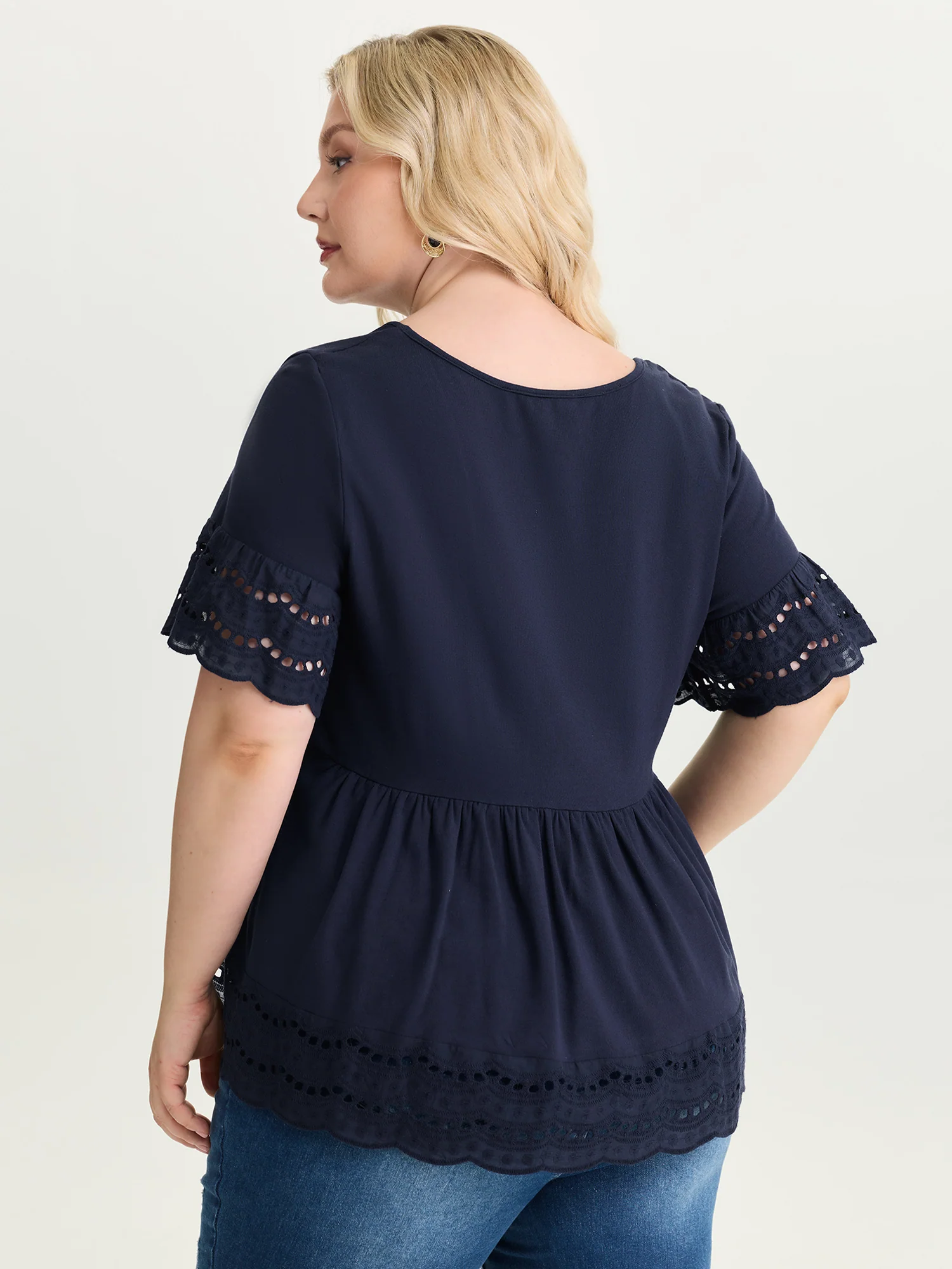 Lace Trim V-Neck Plain Knit Top - Image 4