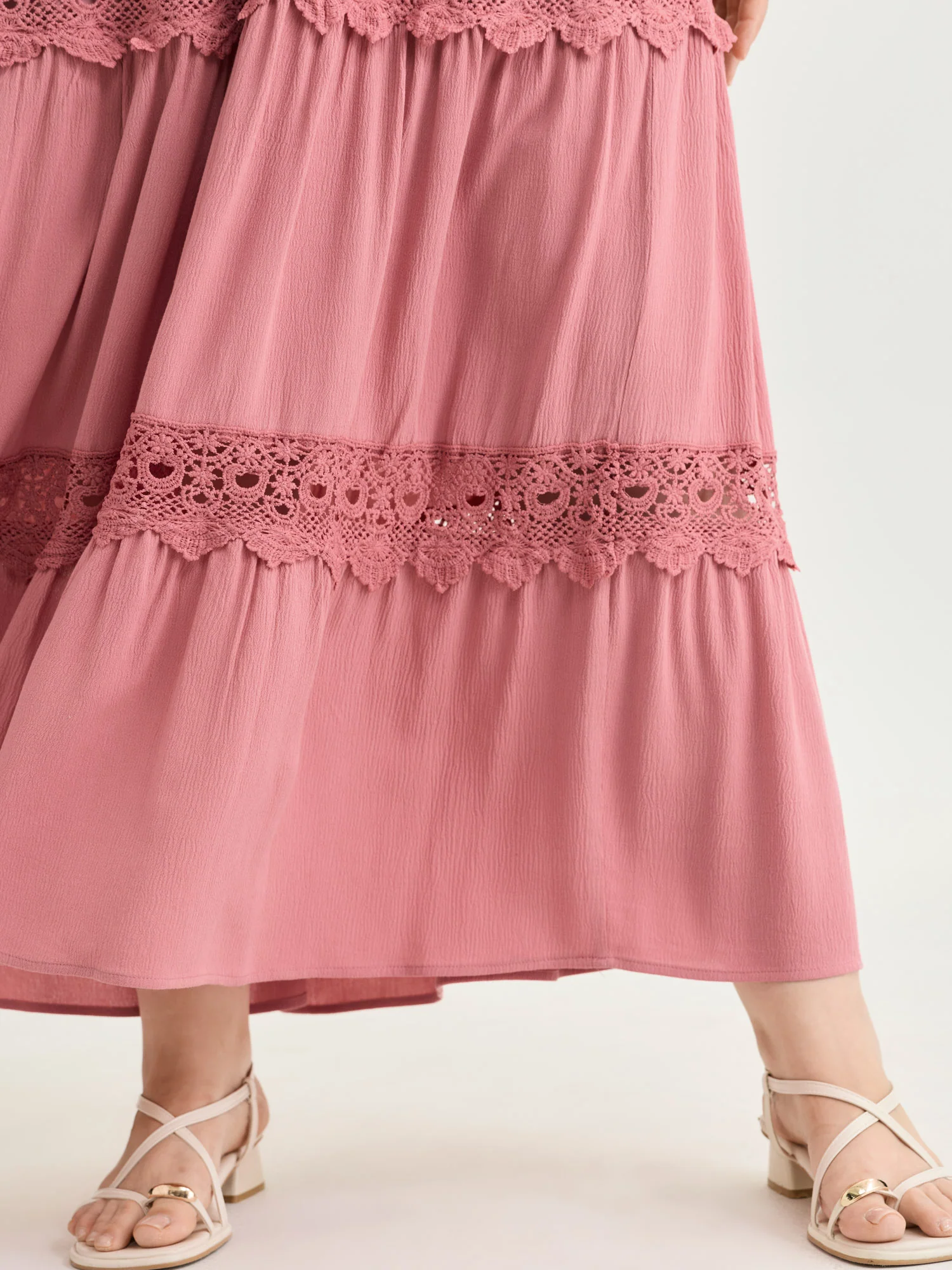 Lace Trim V-Neckline Tiered Maxi Dress - Image 3