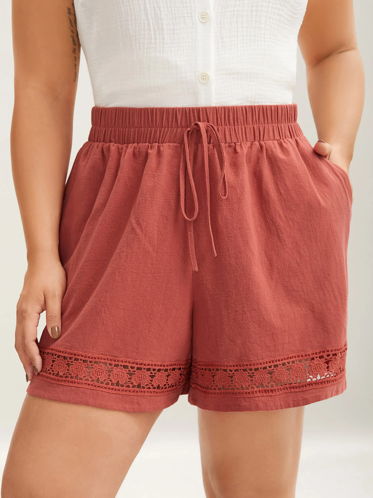 Cotton Lace Trim Waist-Tie Shorts