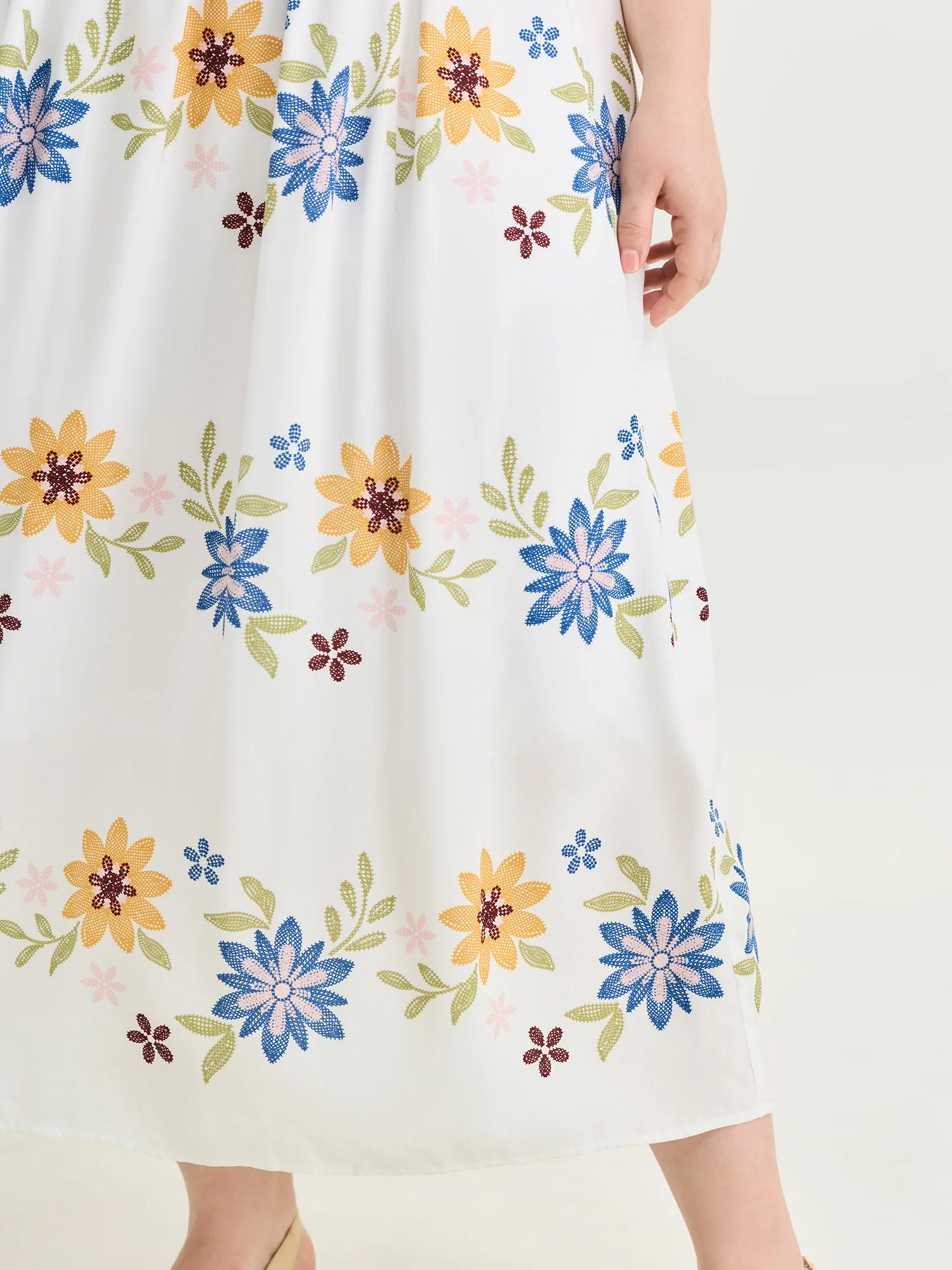 Large Floral Print Fit And Flare Midi Dress - Image 3