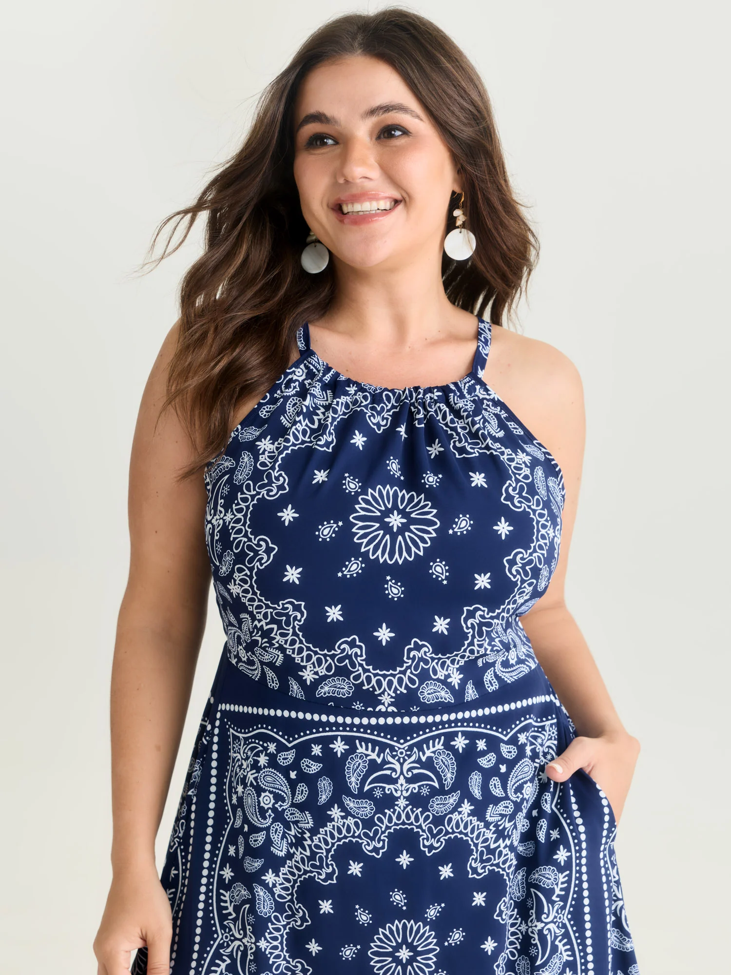 Large Floral Print Halter Neckline Maxi Dress - Image 4