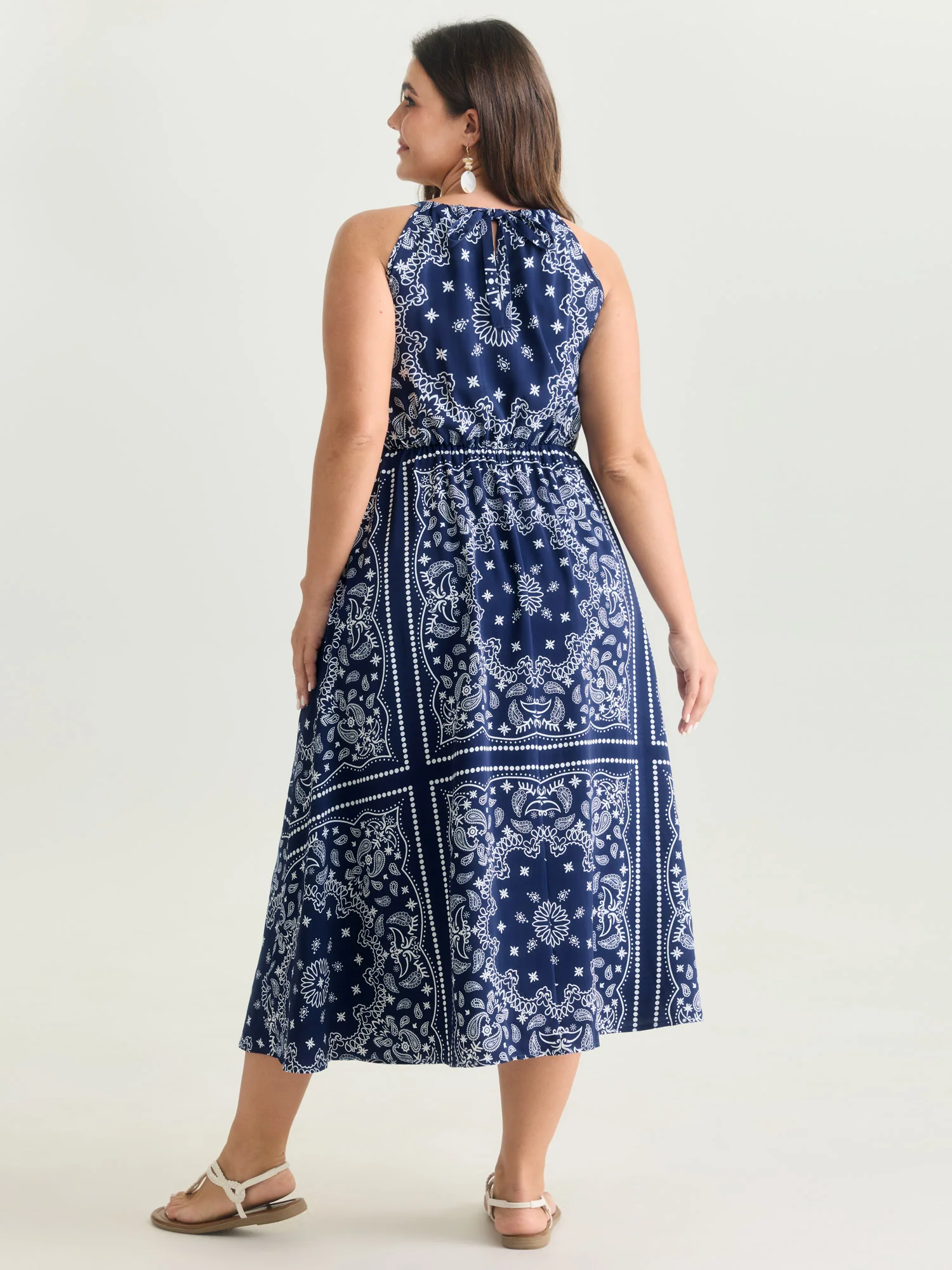 Large Floral Print Halter Neckline Maxi Dress - Image 5