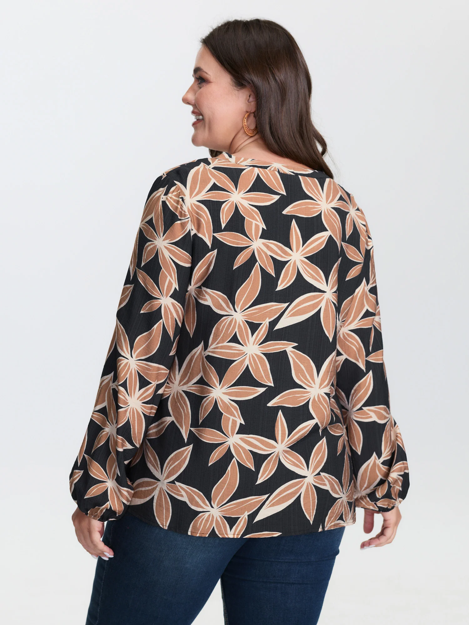 Large Floral Print Notched Collar Blouse - Image 4