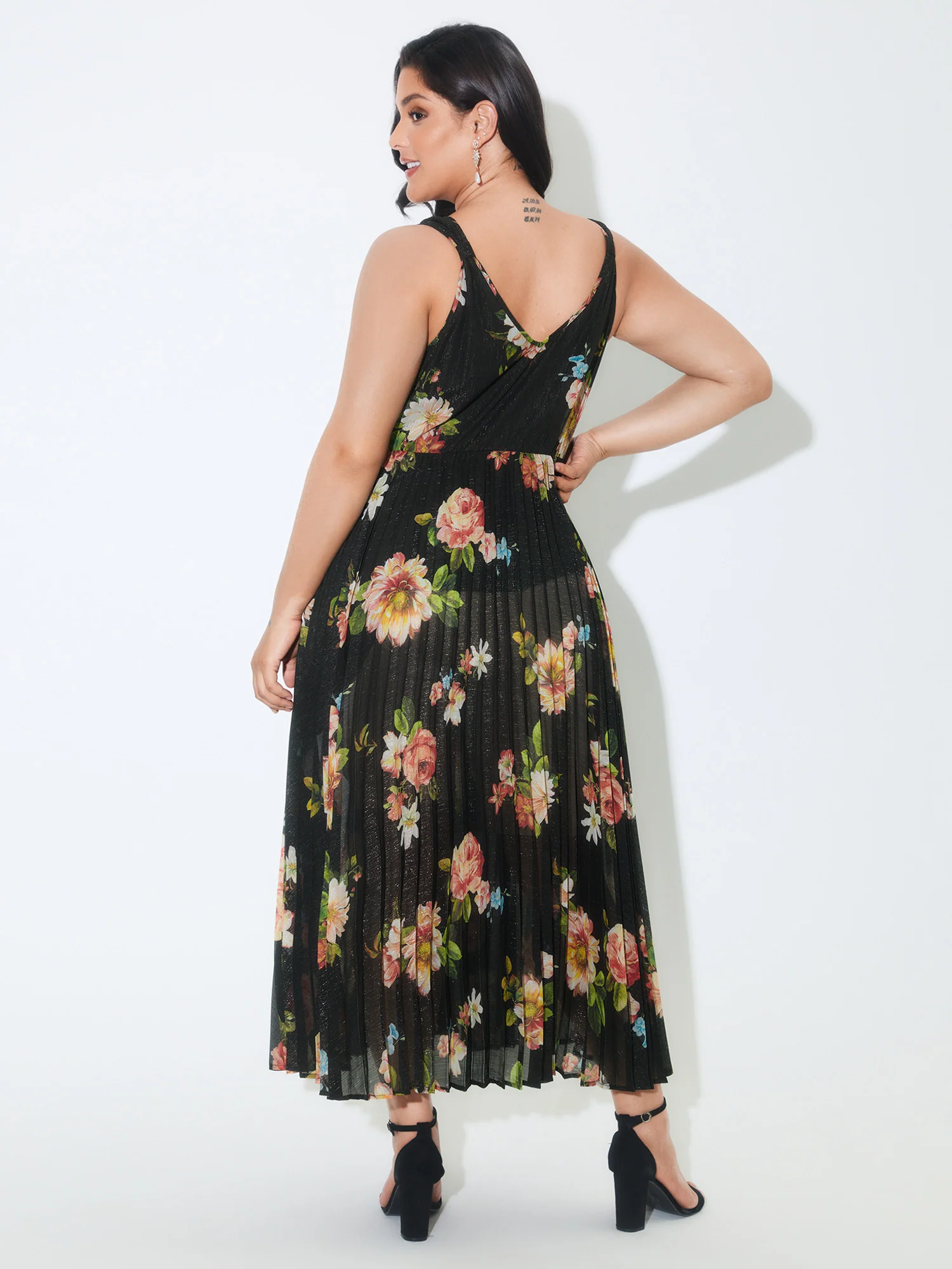 Large Floral Print Pleated Flowy Maxi Dress - Image 3