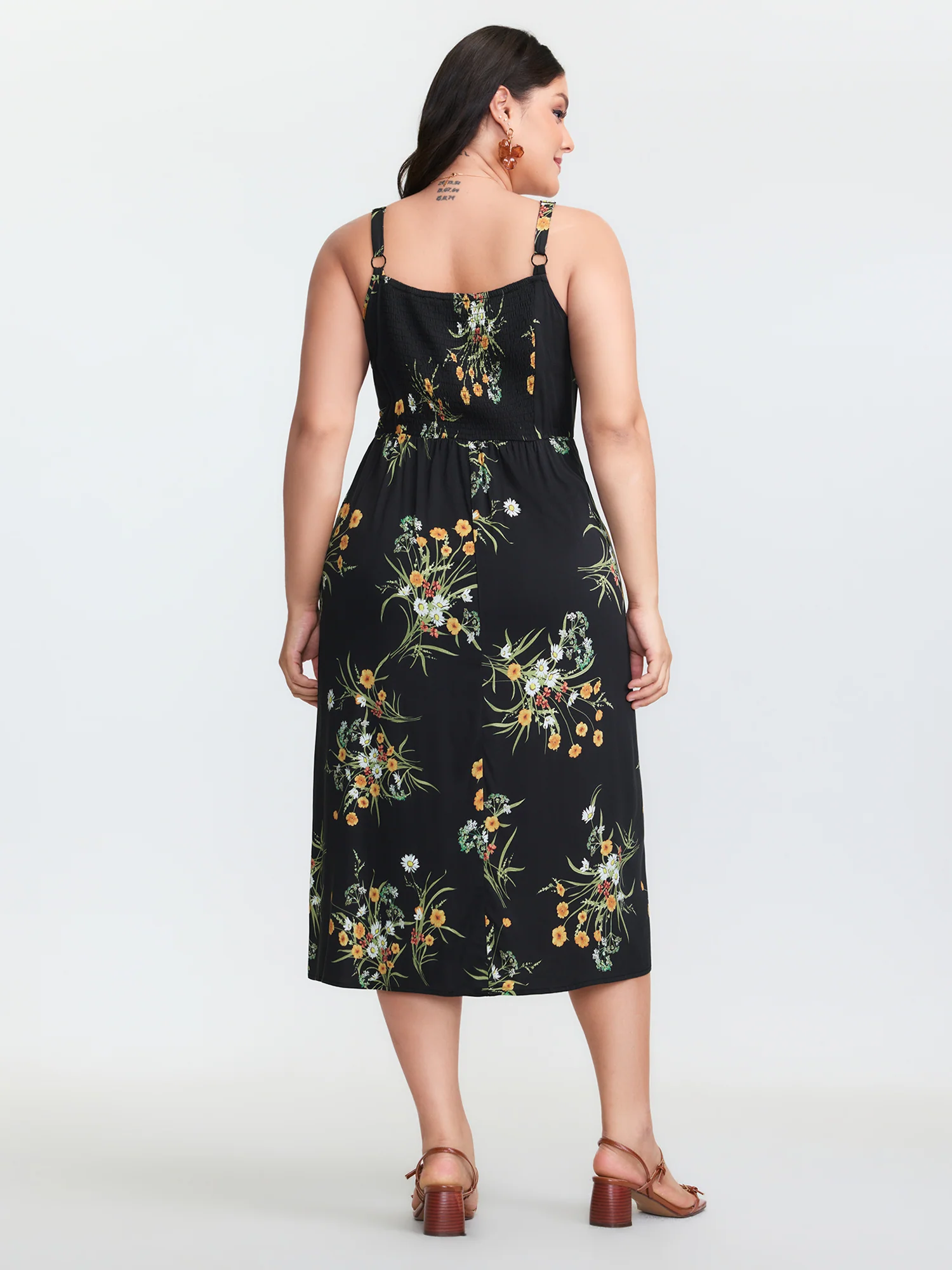 Large Floral Print Slit Shirred Midi Dress - Image 4