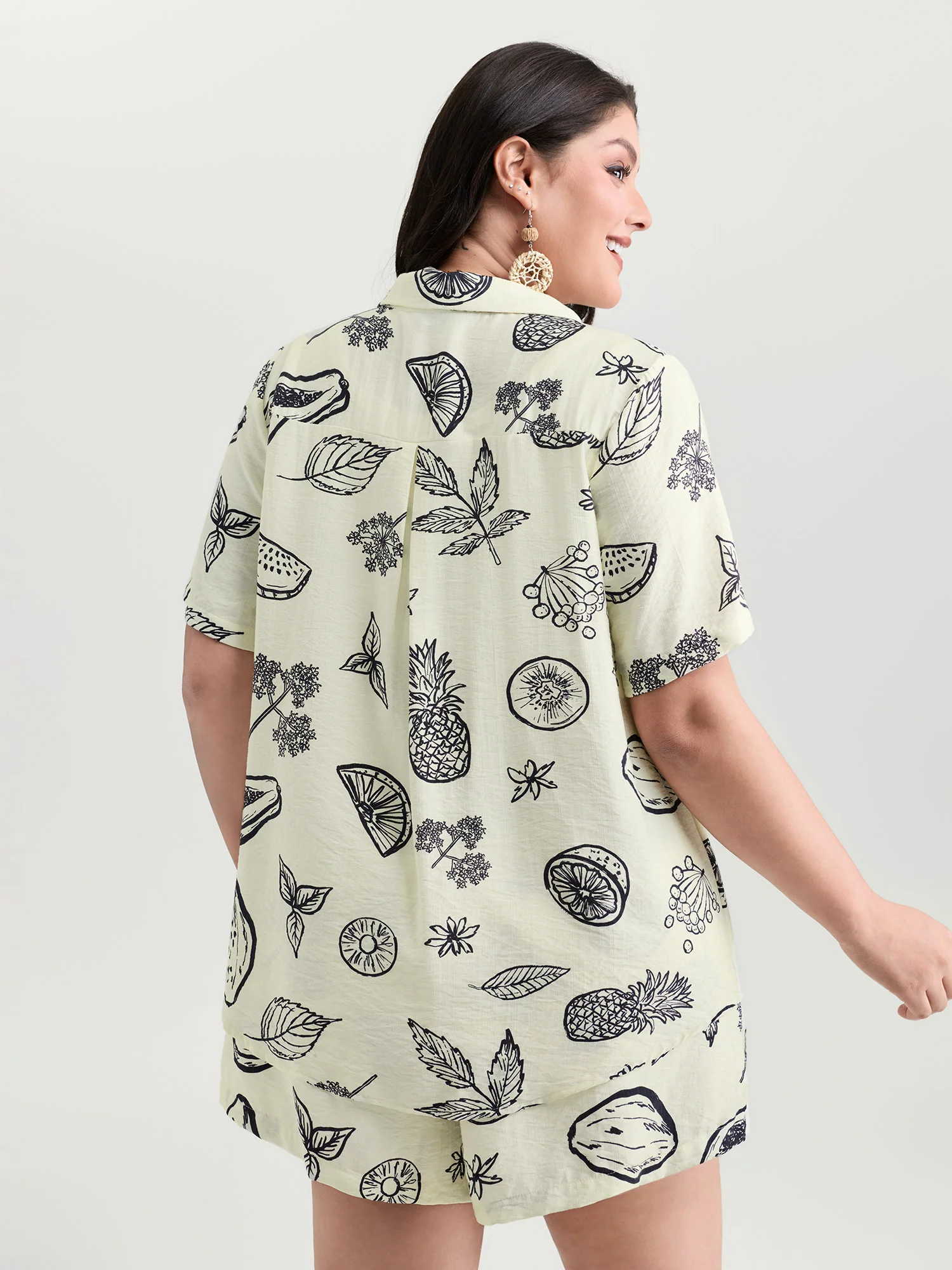 Large Fruit Print Open-Front Shirt - Image 4