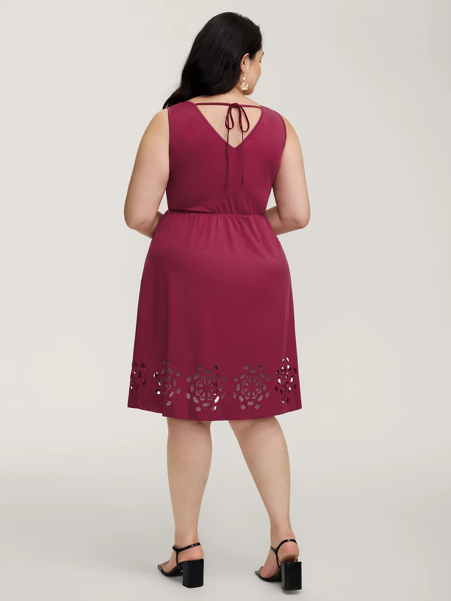 Laser Cut Hem Backless Tie Midi Dress - Image 4