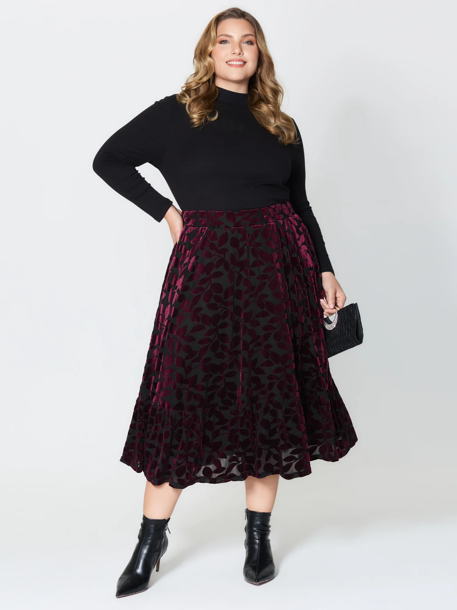 Laser-Cut Velvet Pleated Maxi Skirt - Image 2