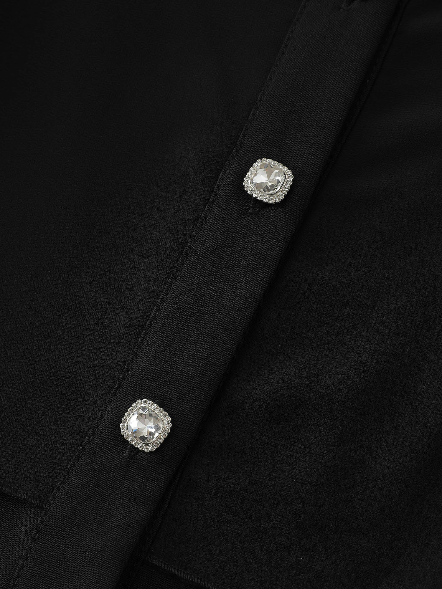 Layered Diamond Buttons Blouse - Image 5