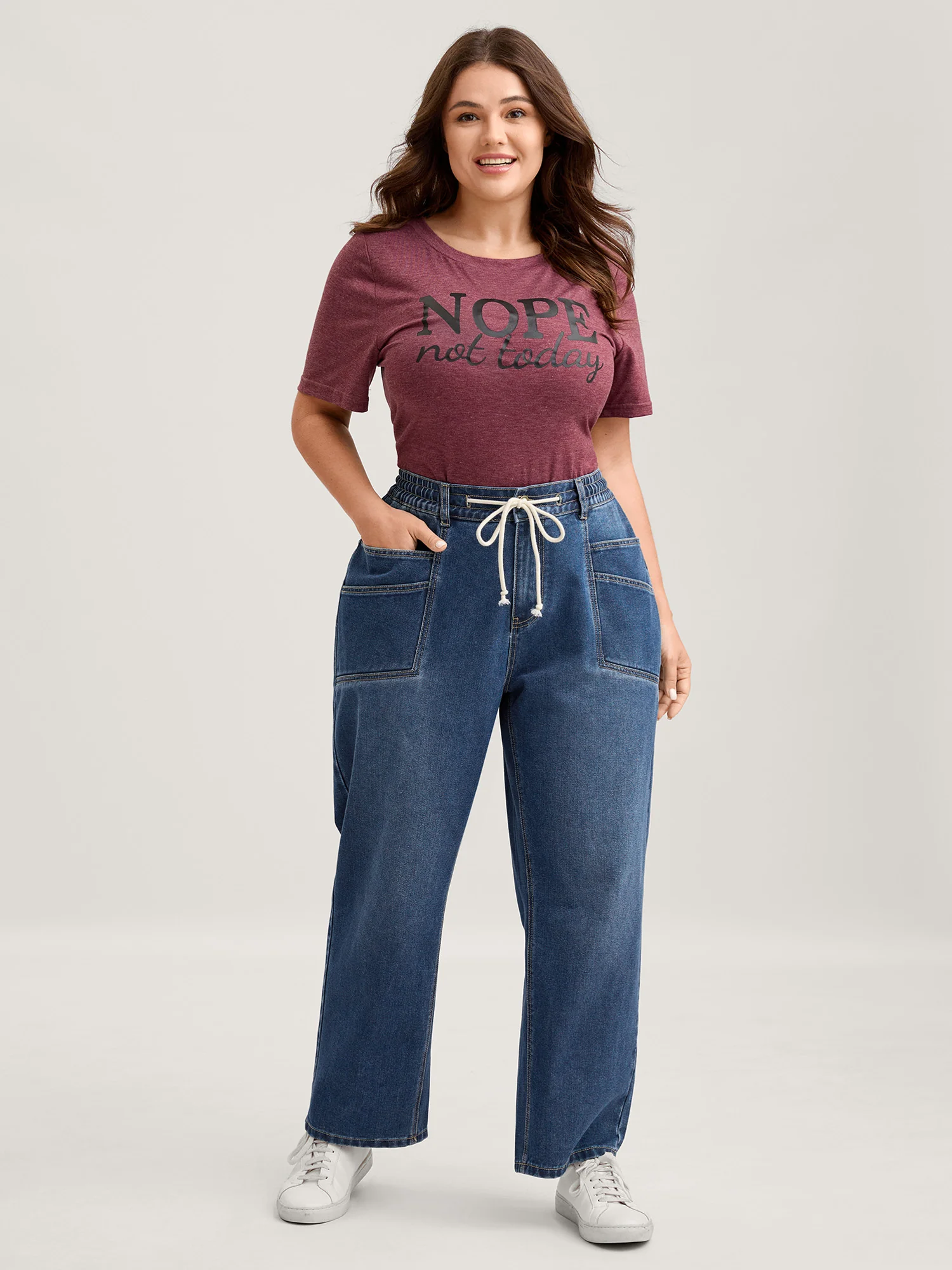 Layered Pockets Elastic Waistband Straight-Leg Jeans - Image 4