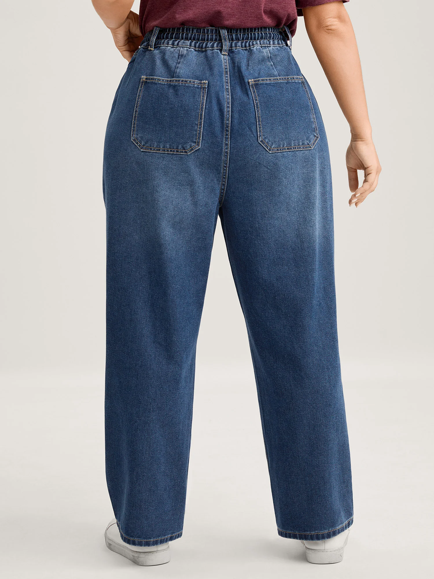 Layered Pockets Elastic Waistband Straight-Leg Jeans - Image 5