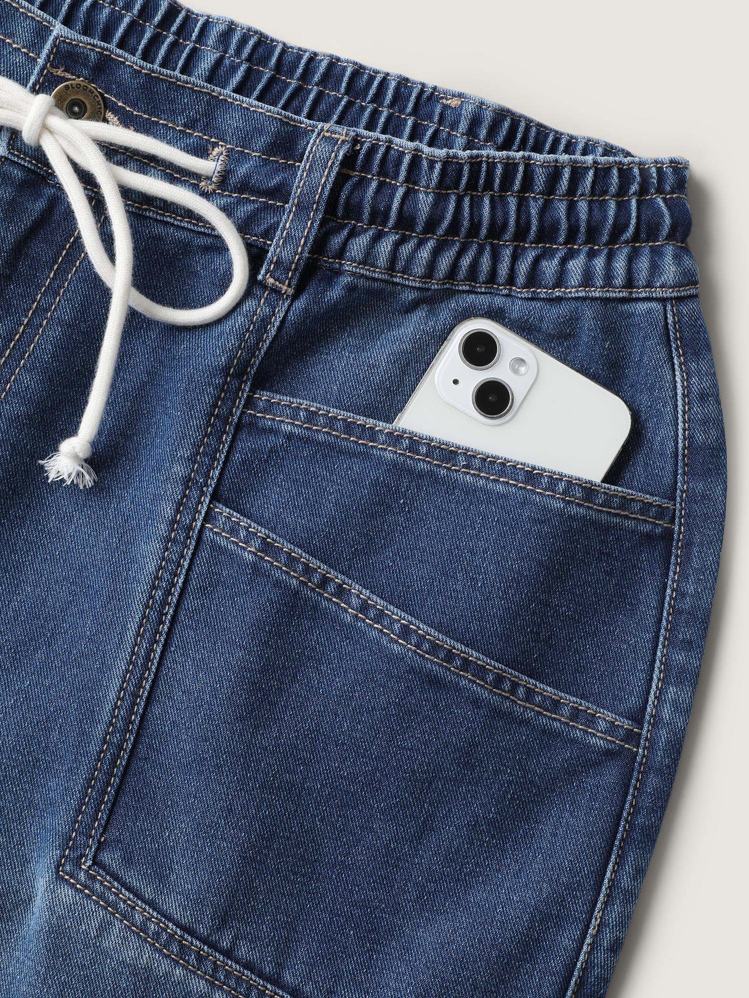 Layered Pockets Elastic Waistband Straight-Leg Jeans - Image 6