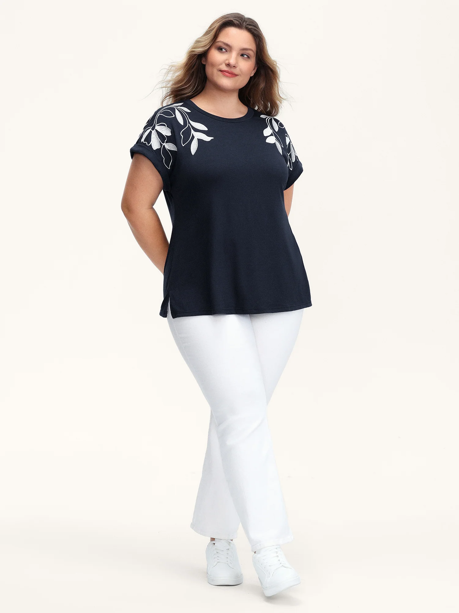 Leaf Embroidery Round Neck Split T-Shirt - Image 3