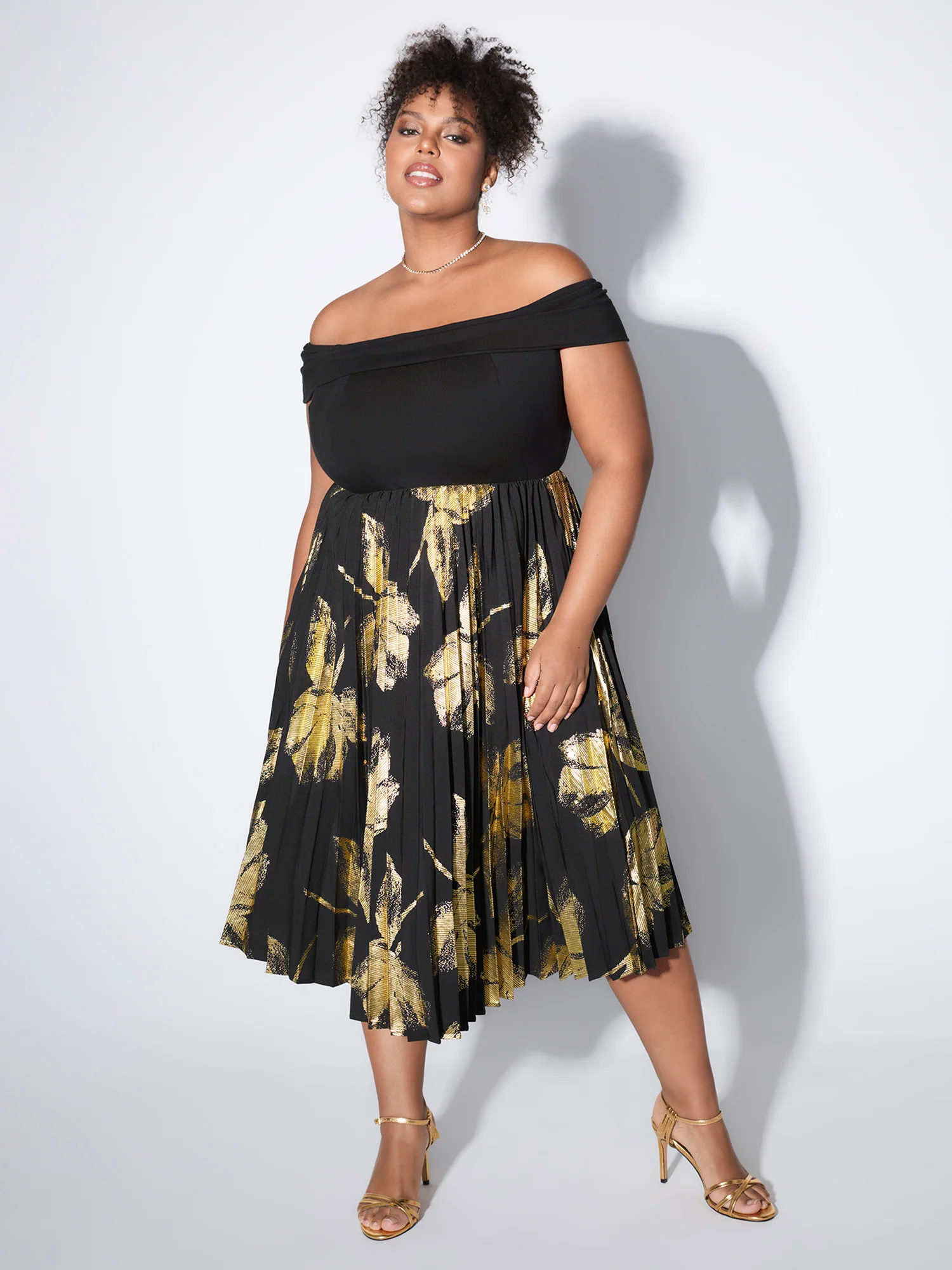 Leaf Print Pleated Off-Shoulder Midi Dress - Image 3
