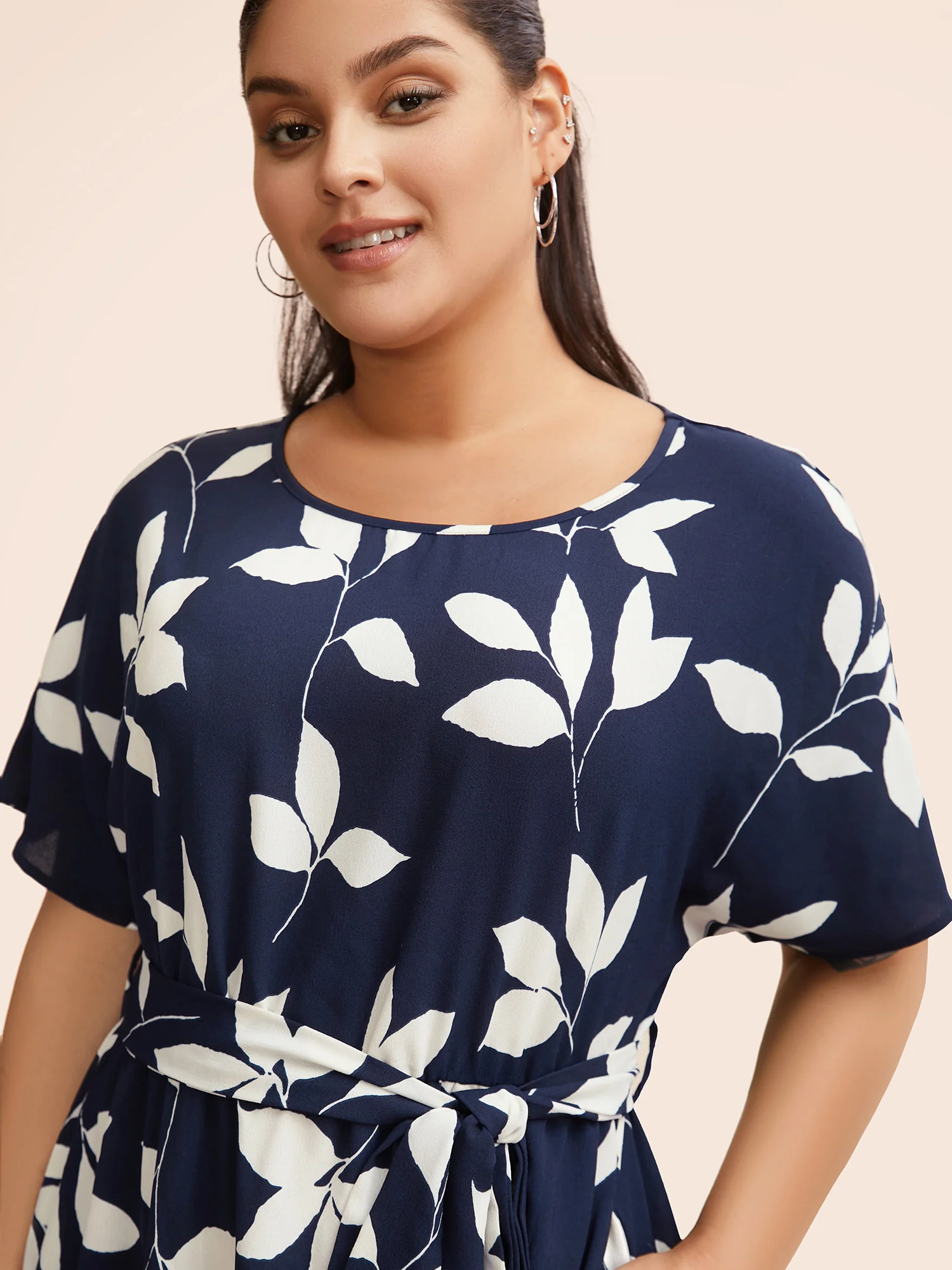 Leaf Print Pocket Belted Dress - Image 2