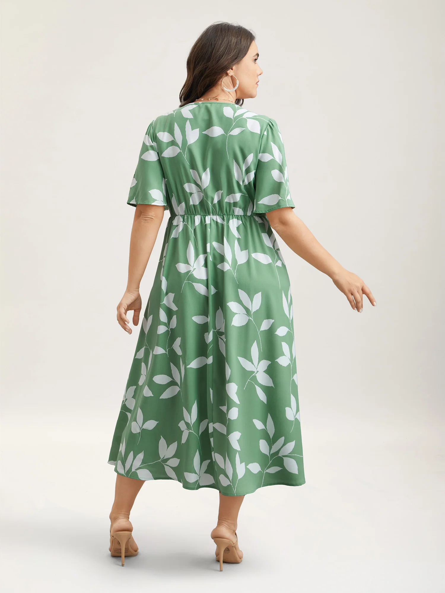 Leaf Print Waist-Cinched Flared Midi Dress - Image 5
