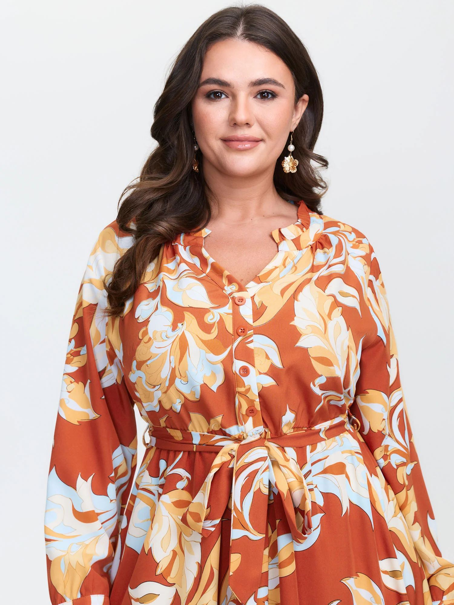 Leaf Print Waist-Defining Ruffled Neck Midi Dress - Image 2