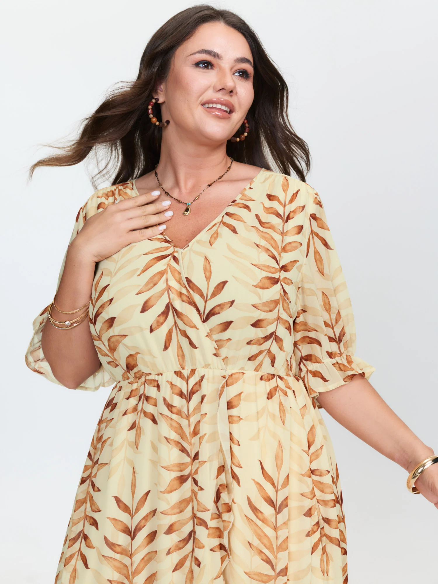 Leaf Print Wrap Neckline Ruffled Maxi Dress - Image 3