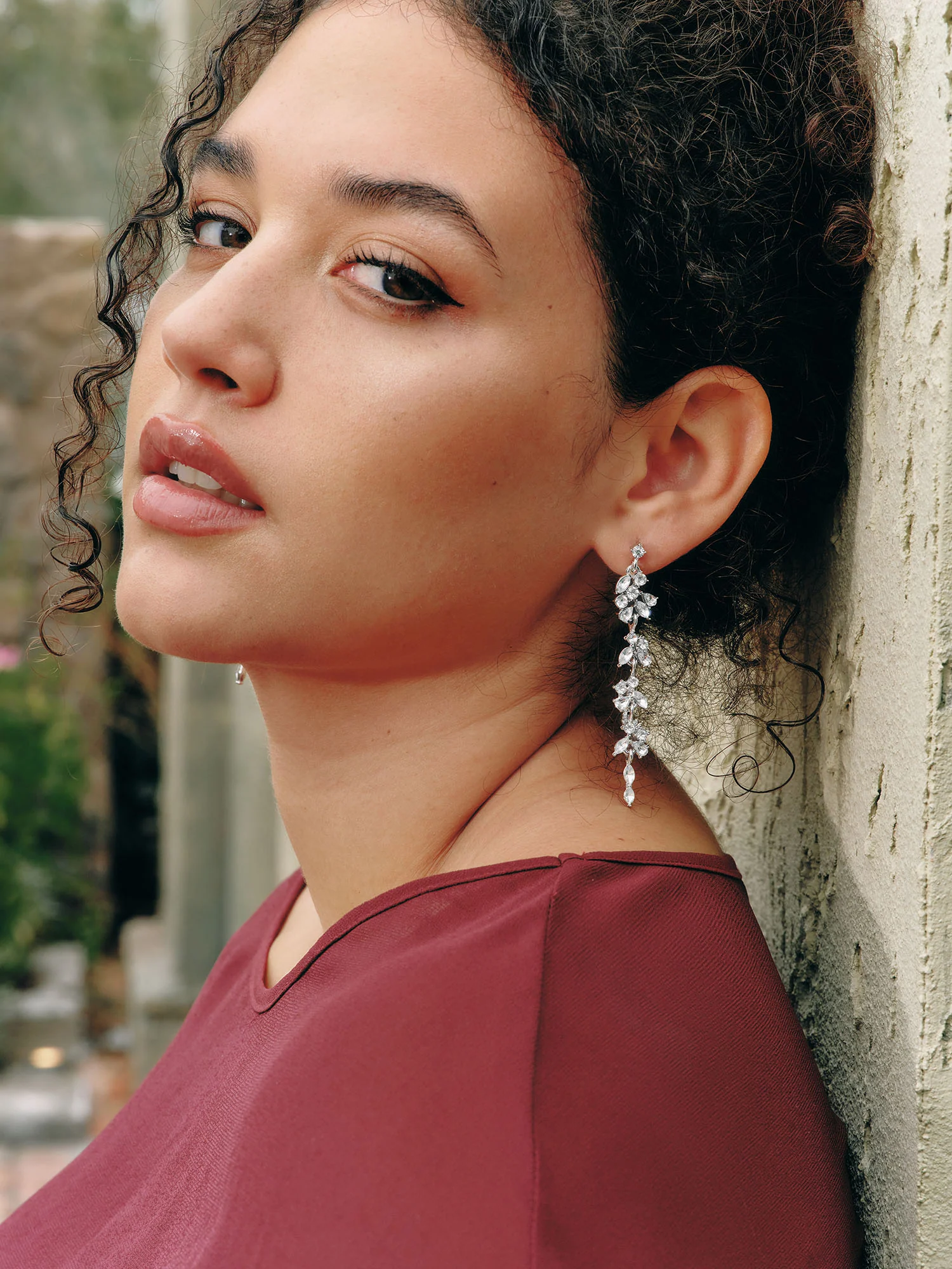 Leaf Tassels Rhinestone Earrings - Image 3