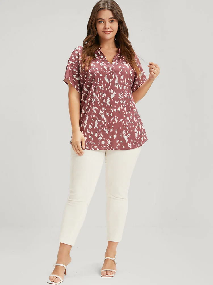 Leopard Arc Hem Dolman Sleeve V Neck Blouse - Image 2