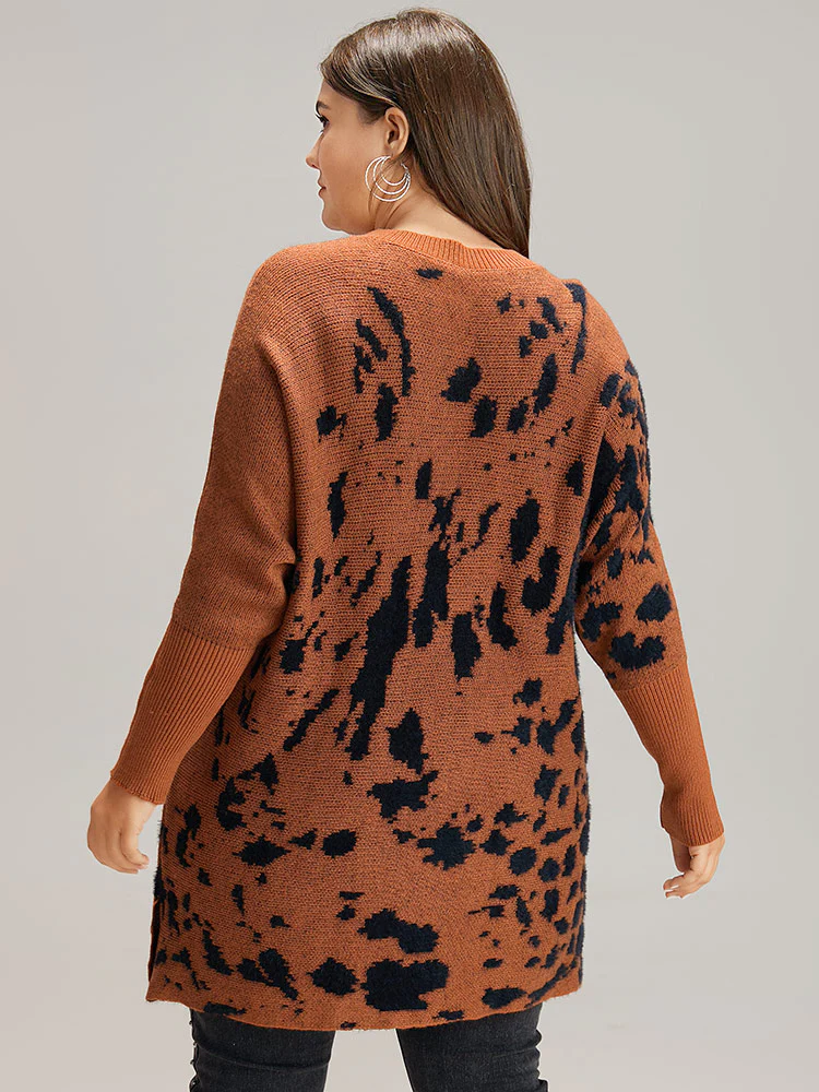 Leopard Batwing Sleeve Split Hem Pullover - Image 2