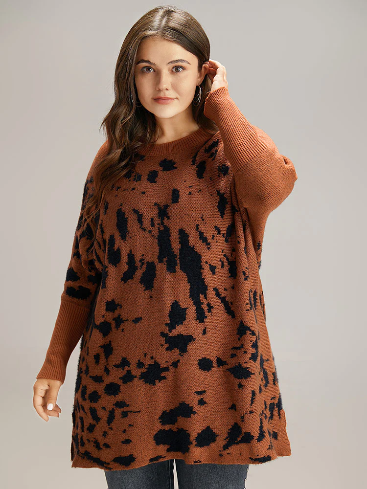 Leopard Batwing Sleeve Split Hem Pullover - Image 3