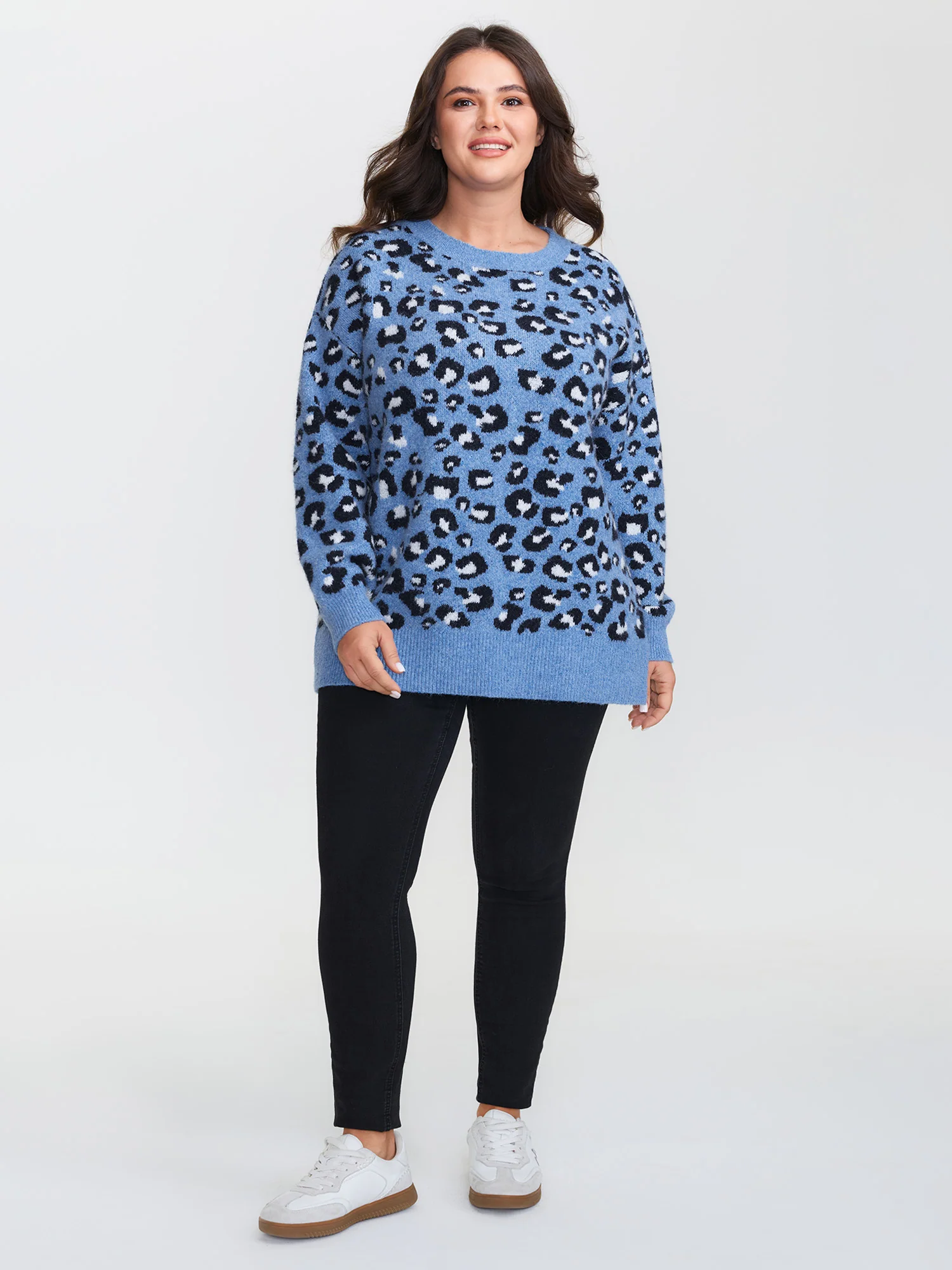 Leopard Jacquard Ribbed Round Neck Pullover - Image 2