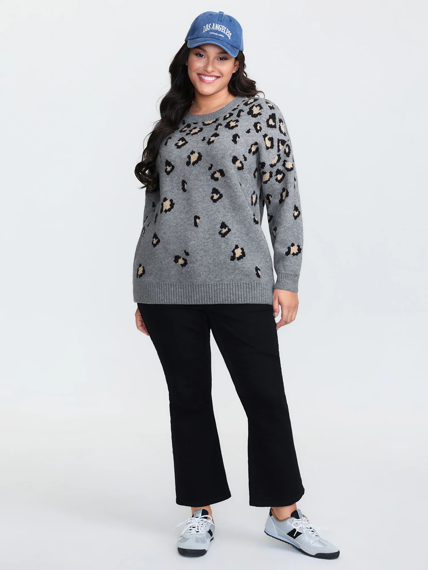 Leopard Pattern Jacquard Ribbed Hem Pullover - Image 3