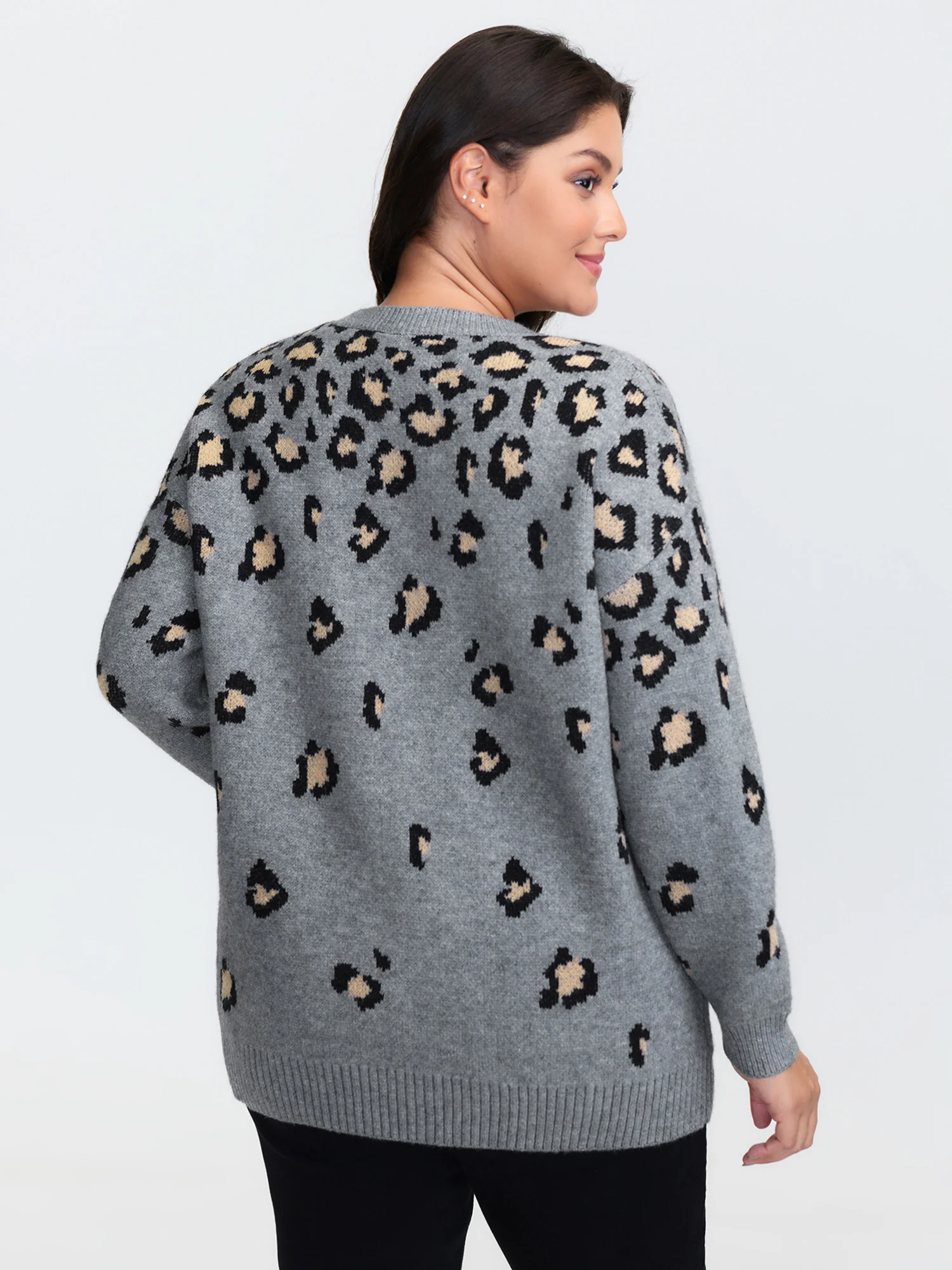 Leopard Pattern Jacquard Ribbed Hem Pullover - Image 4