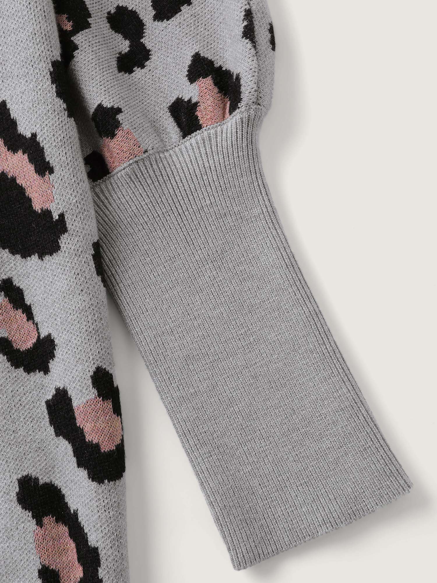 Leopard Print Arc Hem Pockets Knit Cardigan - Image 6