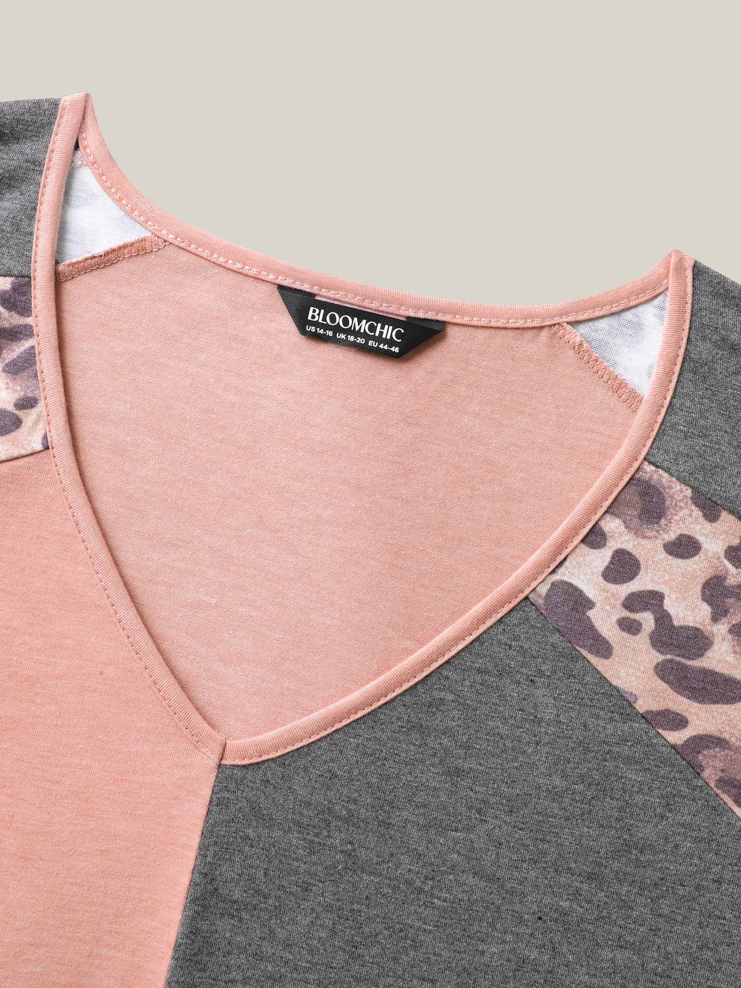 Leopard Print Color Contrast T-Shirt - Image 5