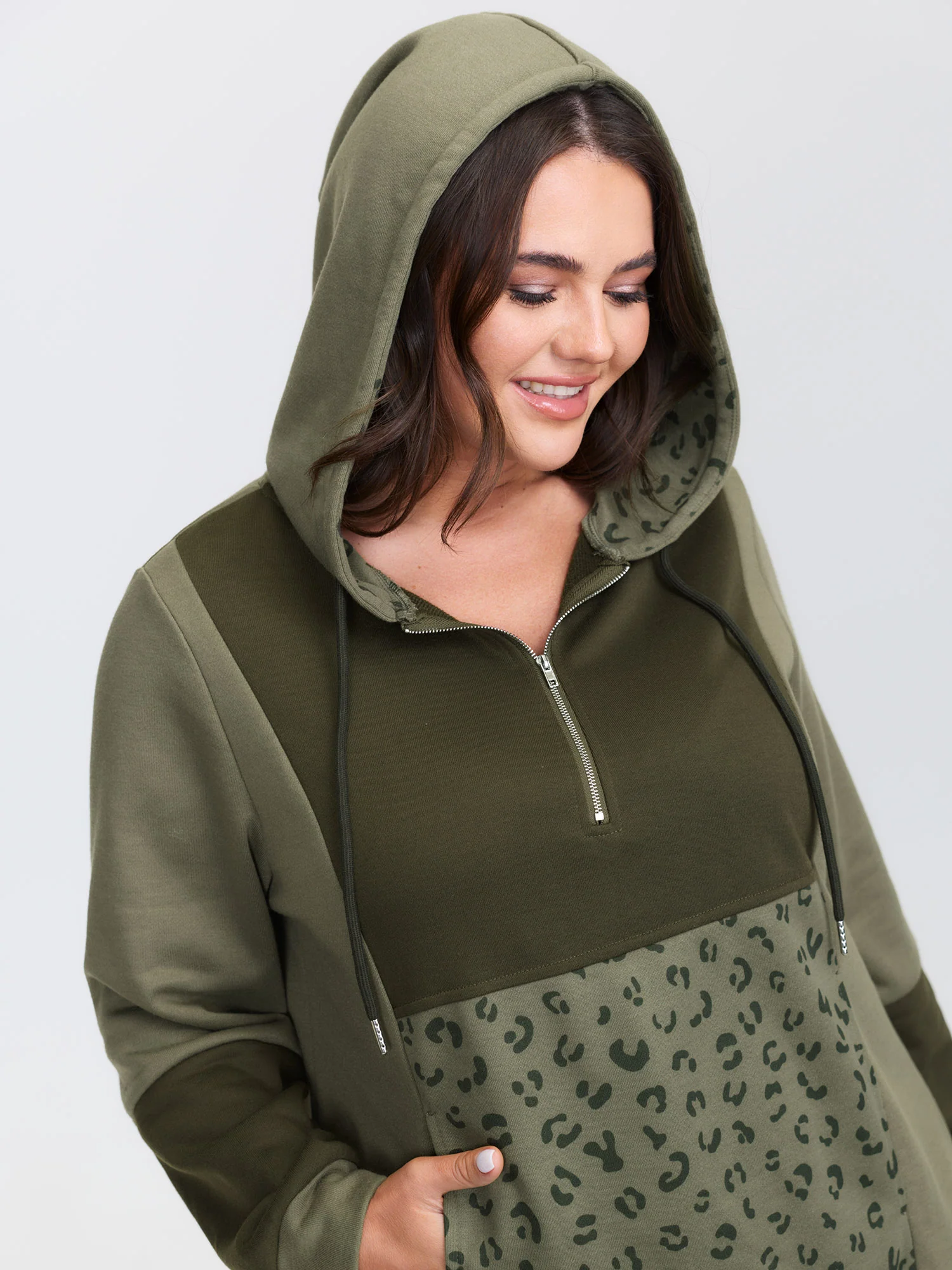 Leopard Print Colorblock Hoodie - Image 3