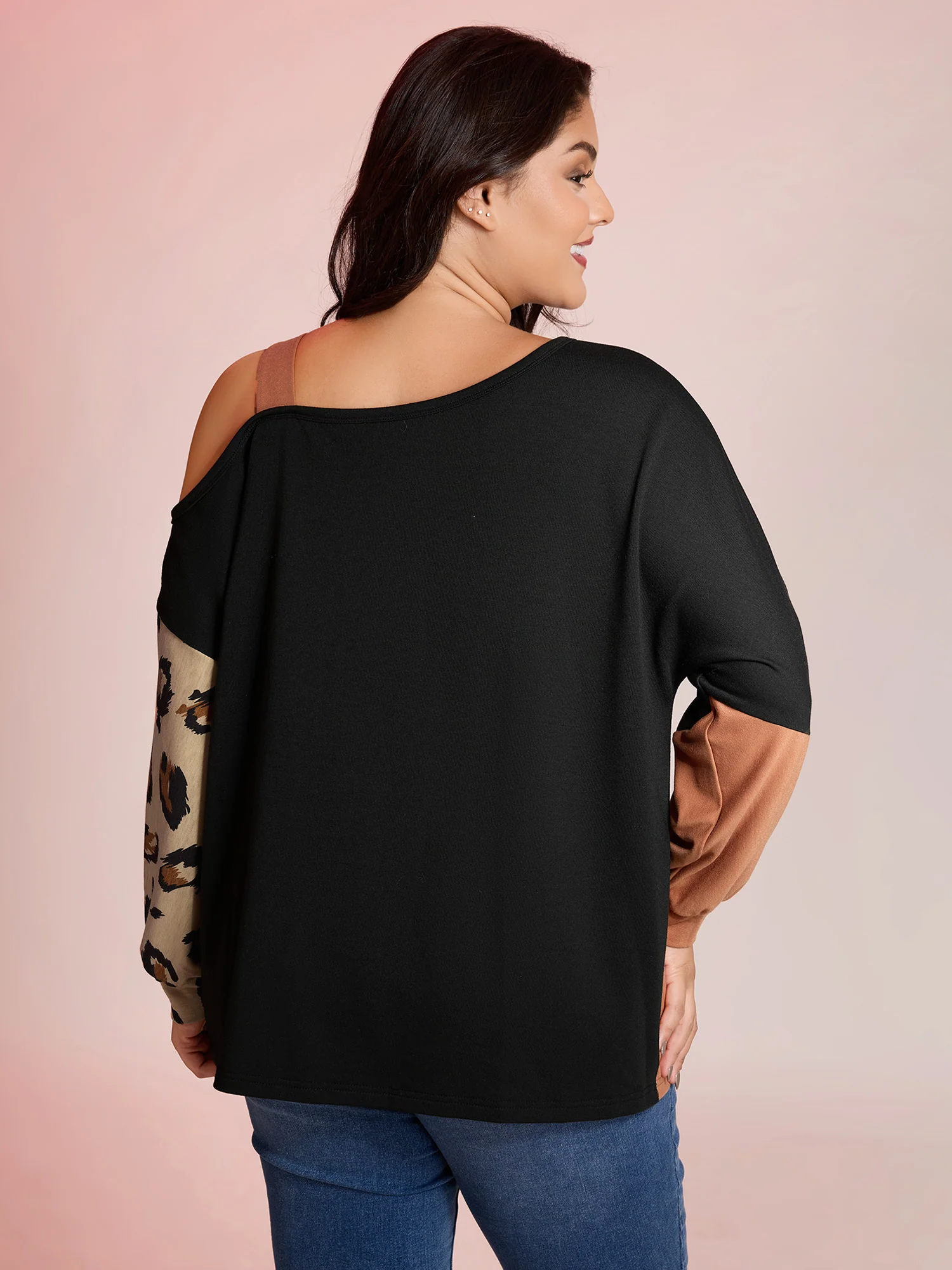 Leopard Print Colorblock One-Shoulder Sweatshirt - Image 4