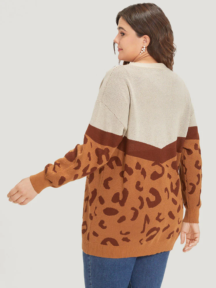 Leopard Print Contrast Button Down Patched Pocket Cardigan - Image 2