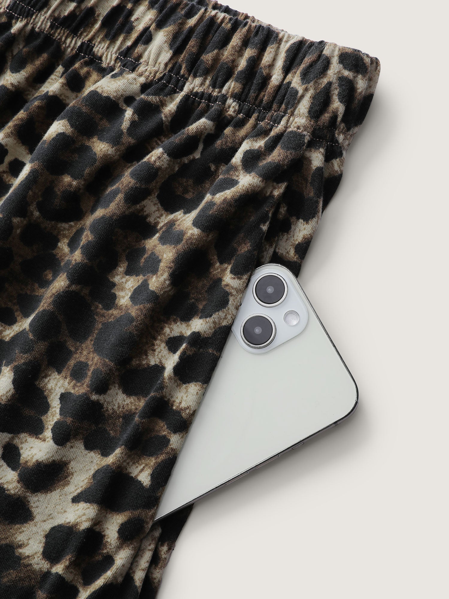 Leopard Print Contrast Lounge Set - Image 14