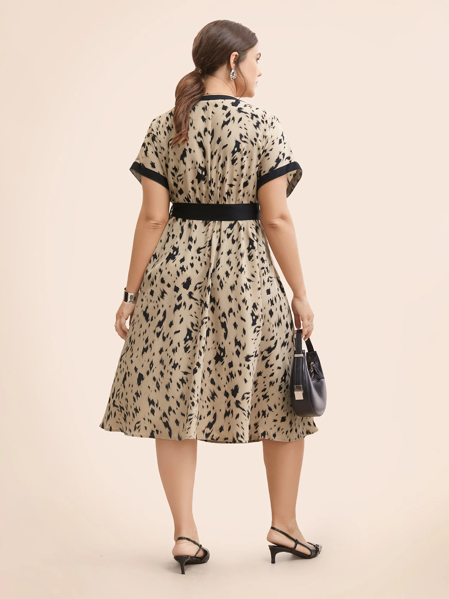 Leopard Print Contrast Trim Dolman Sleeve Dress - Image 3